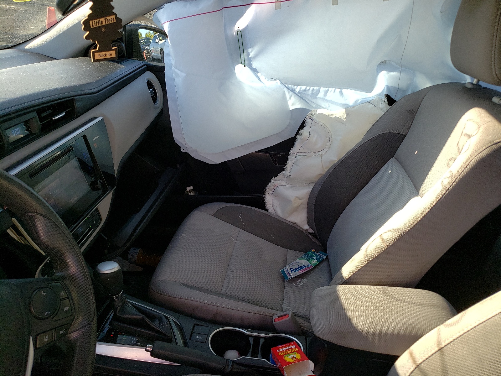 Photo 5 from auction – 2017 TOYOTA COROLLA L with VIN 2T1BURHE7HC946633