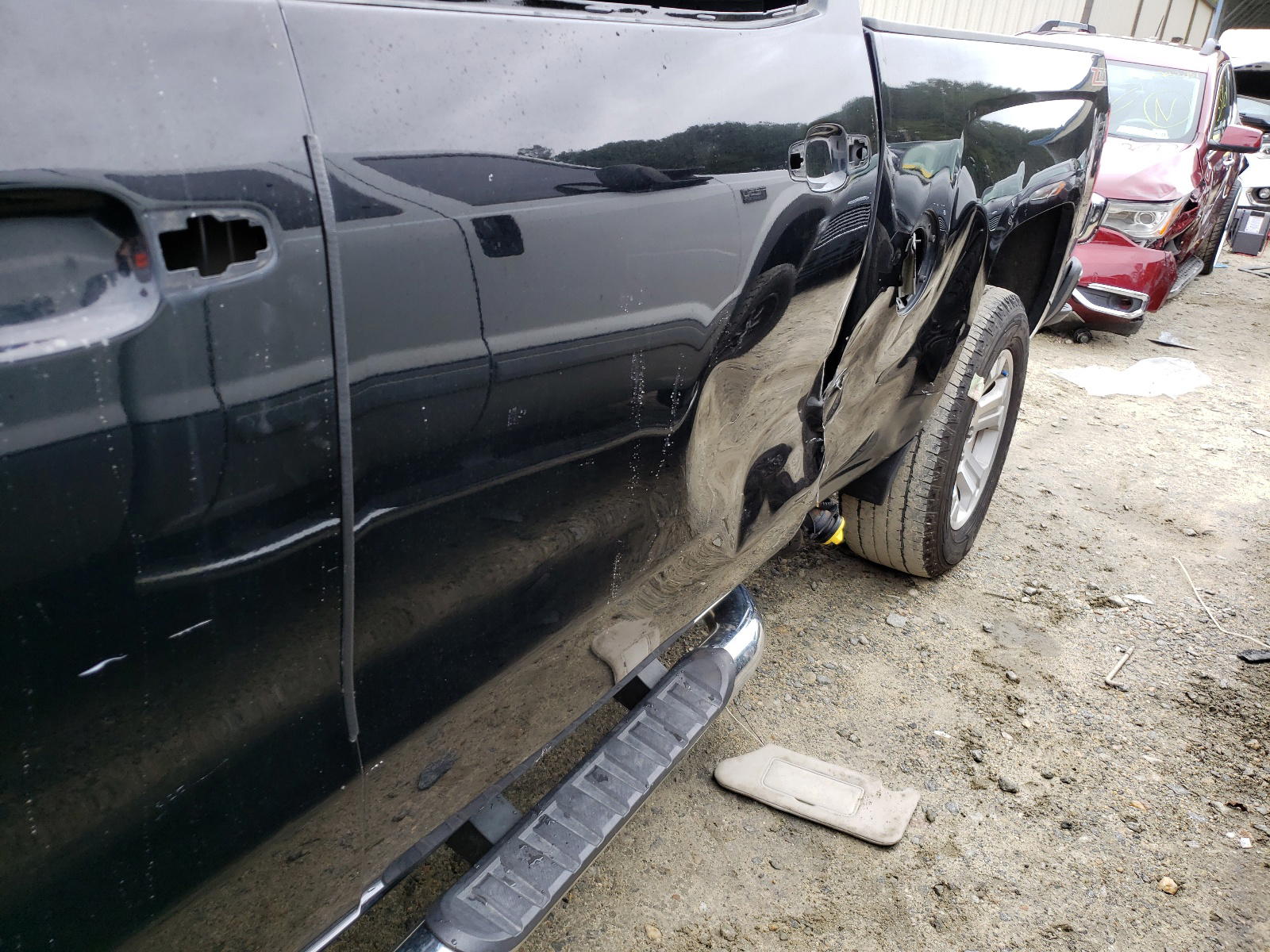 Photo 9 from auction – 2014 CHEVROLET SILVERADO with VIN 3GCUKREC0EG295591