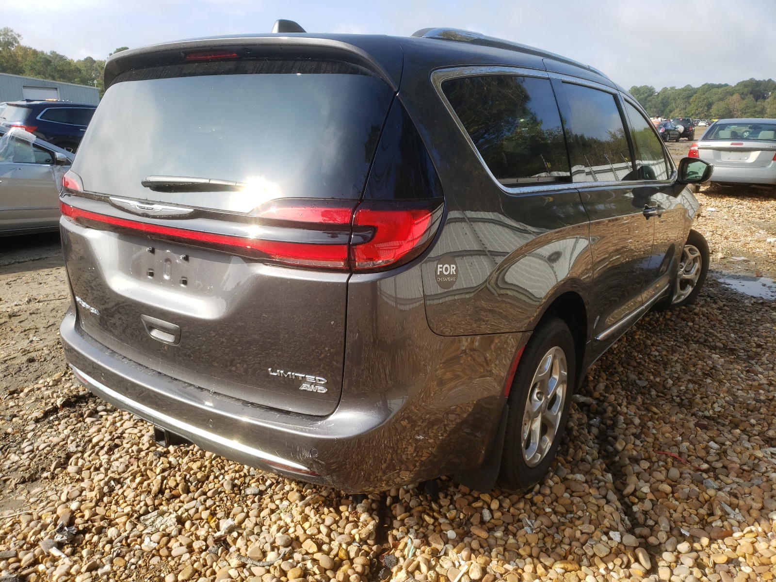 Photo 4 from auction – 2021 CHRYSLER PACIFICA L with VIN 2C4RC3GG0MR502361