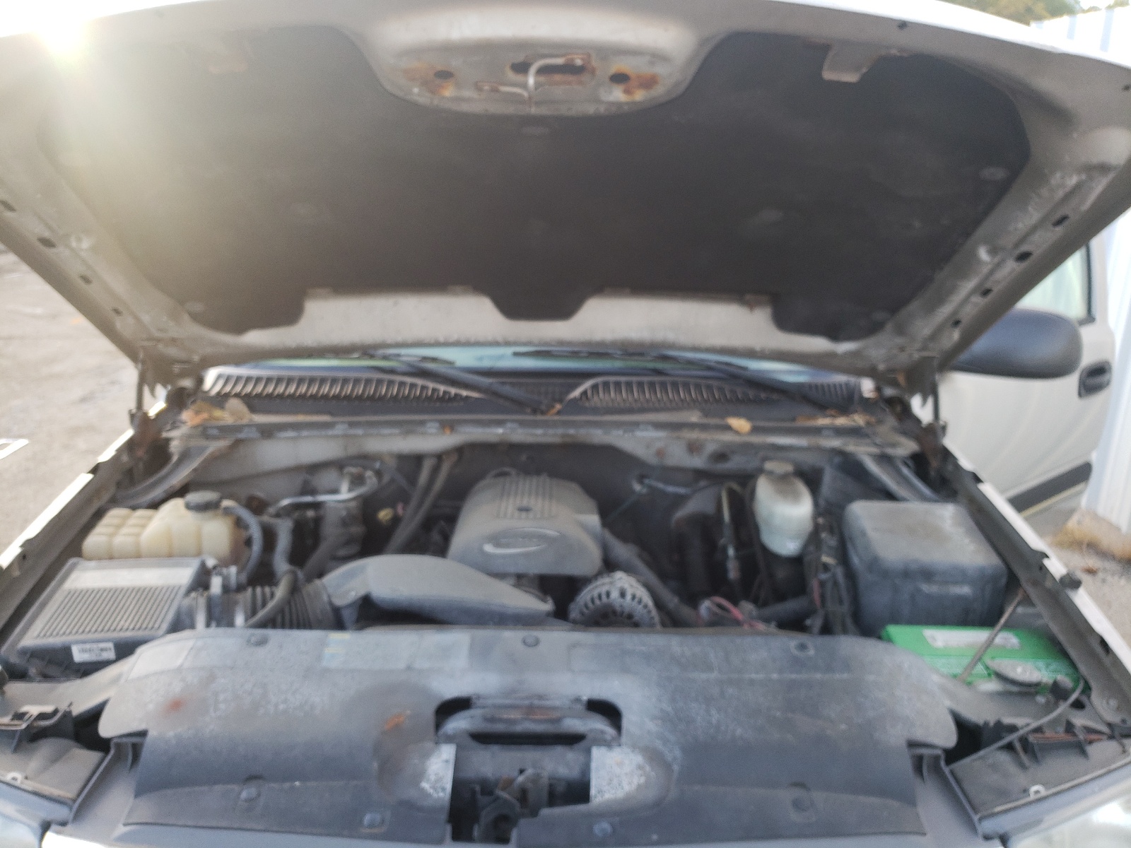 Photo 7 from auction – 2005 CHEVROLET SILVERADO with VIN 1GCHK24U15E177494