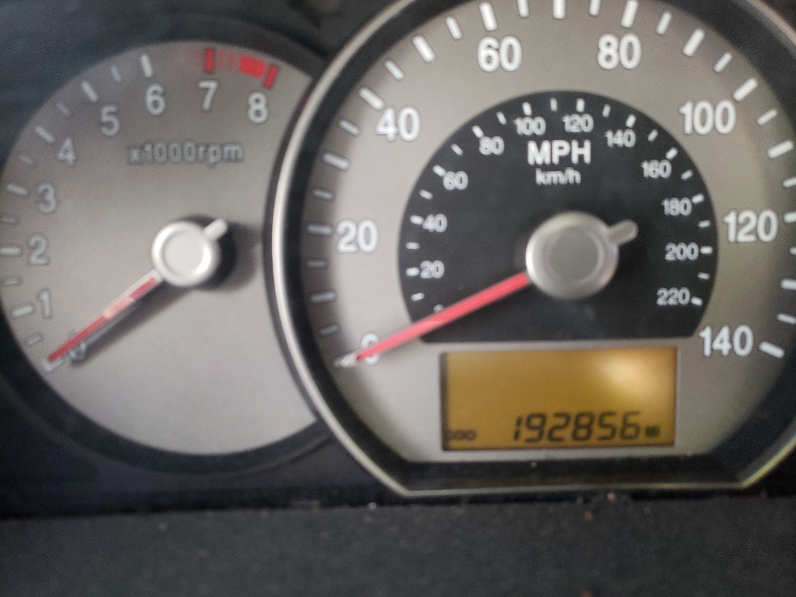 Photo 8 from auction – 2007 KIA RONDO BASE with VIN KNAFG525877042698