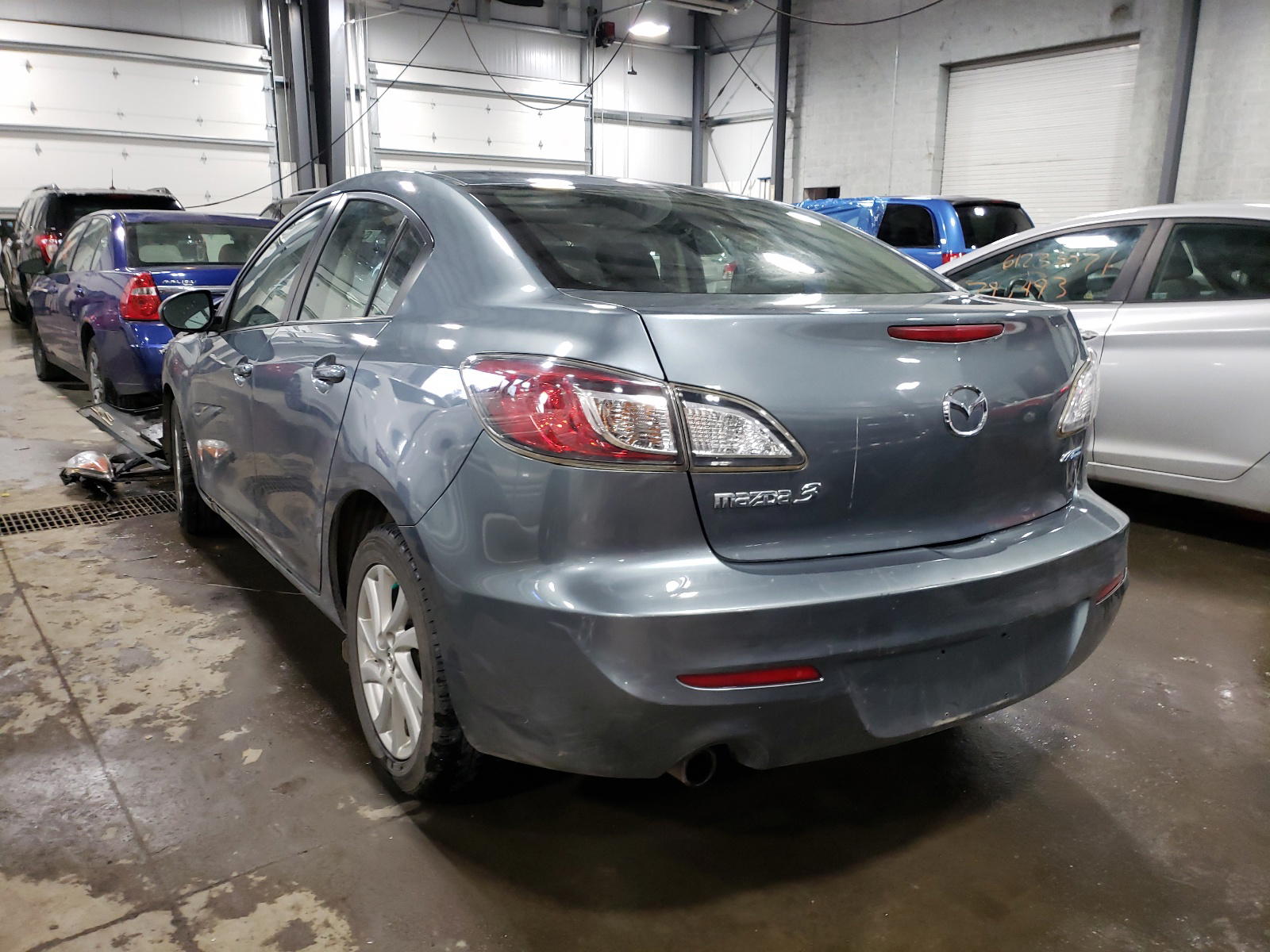 Photo 3 from auction – 2012 MAZDA 3 I with VIN JM1BL1V75C1649500