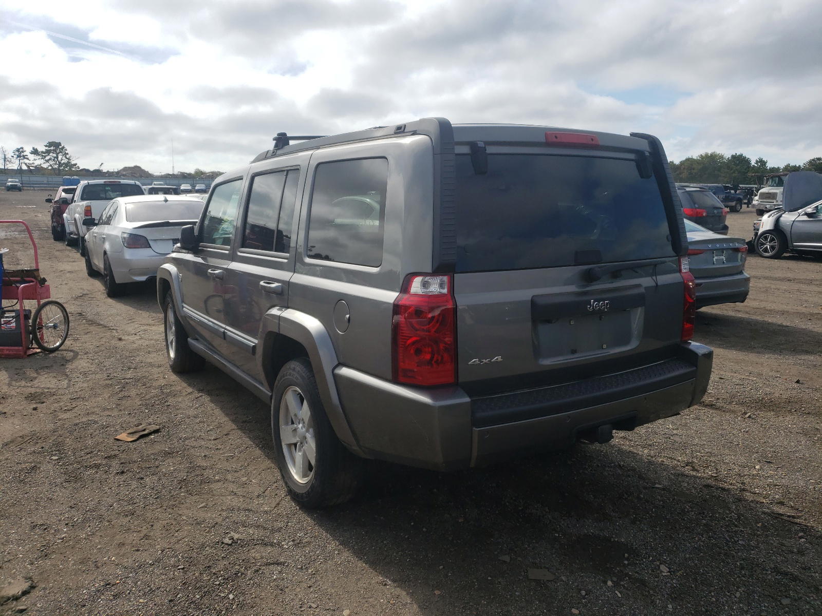 Photo 3 from auction – 2008 JEEP COMMANDER with VIN 1J8HG48N48C151223