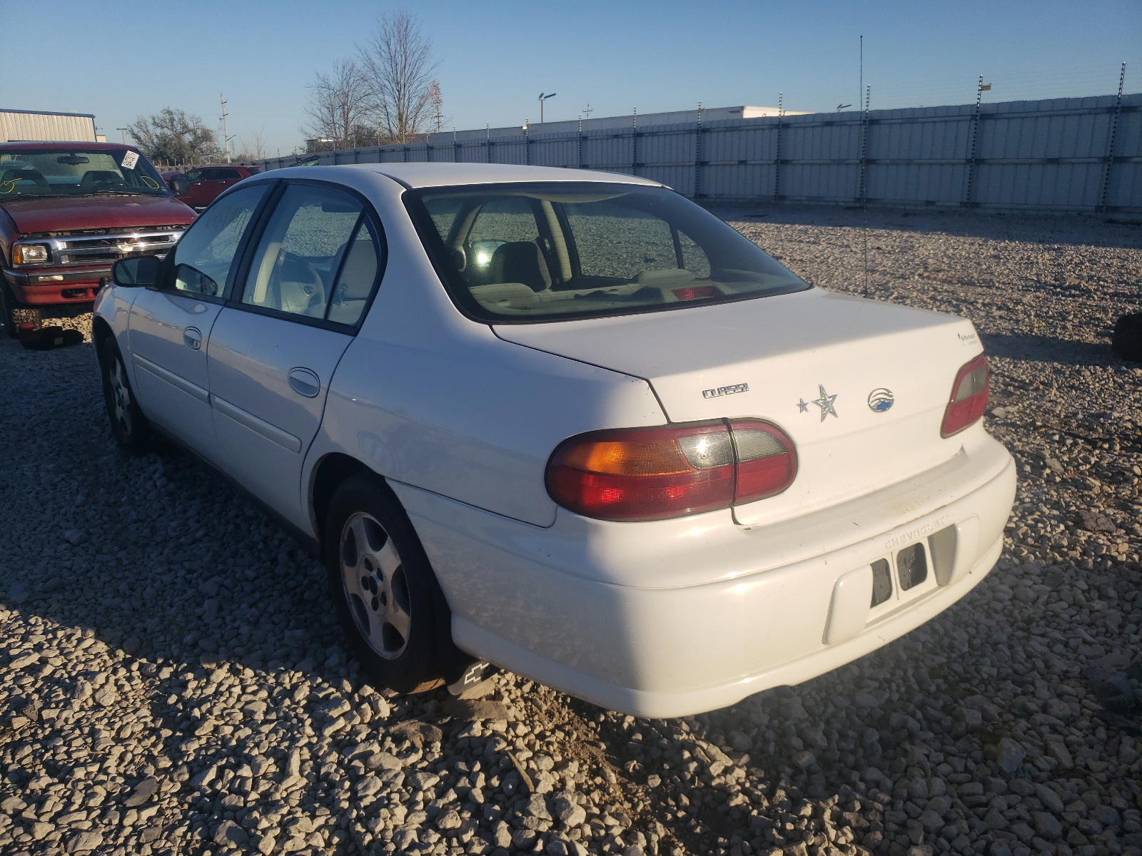 Photo 3 from auction – 2005 CHEVROLET CLASSIC with VIN 1G1ND52F05M250971