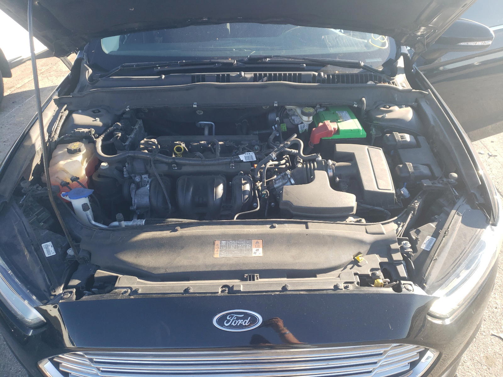 Photo 7 from auction – 2016 FORD FUSION SE with VIN 3FA6P0H77GR337675