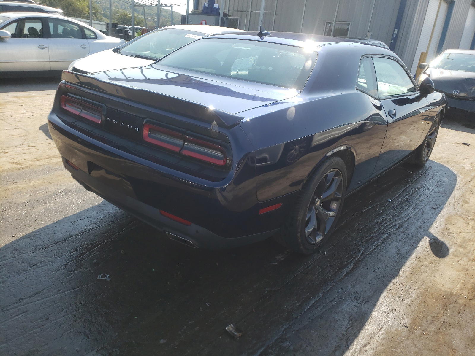 Photo 4 from auction – 2015 DODGE CHALLENGER with VIN 2C3CDZBG4FH715520