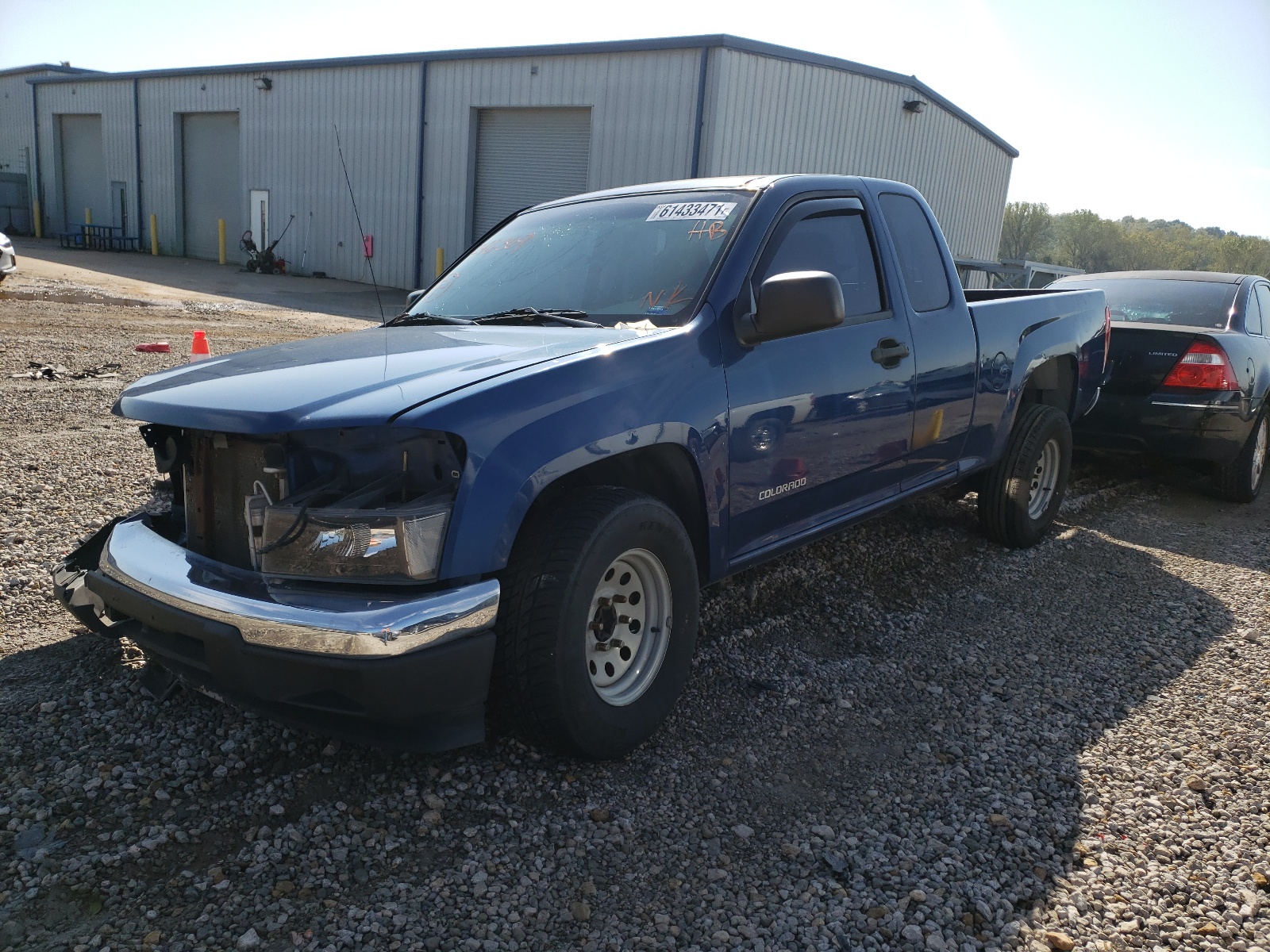 Photo 2 from auction – 2005 CHEVROLET COLORADO with VIN 1GCCS196858246369