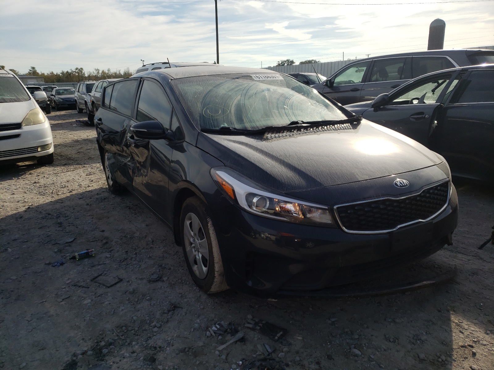 Photo 1 from auction – 2017 KIA FORTE LX with VIN KNAFK5A82H5702046