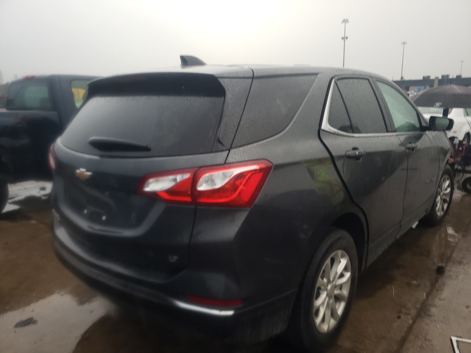 Photo 4 from auction – 2018 CHEVROLET EQUINOX LT with VIN 2GNAXJEV0J6352263