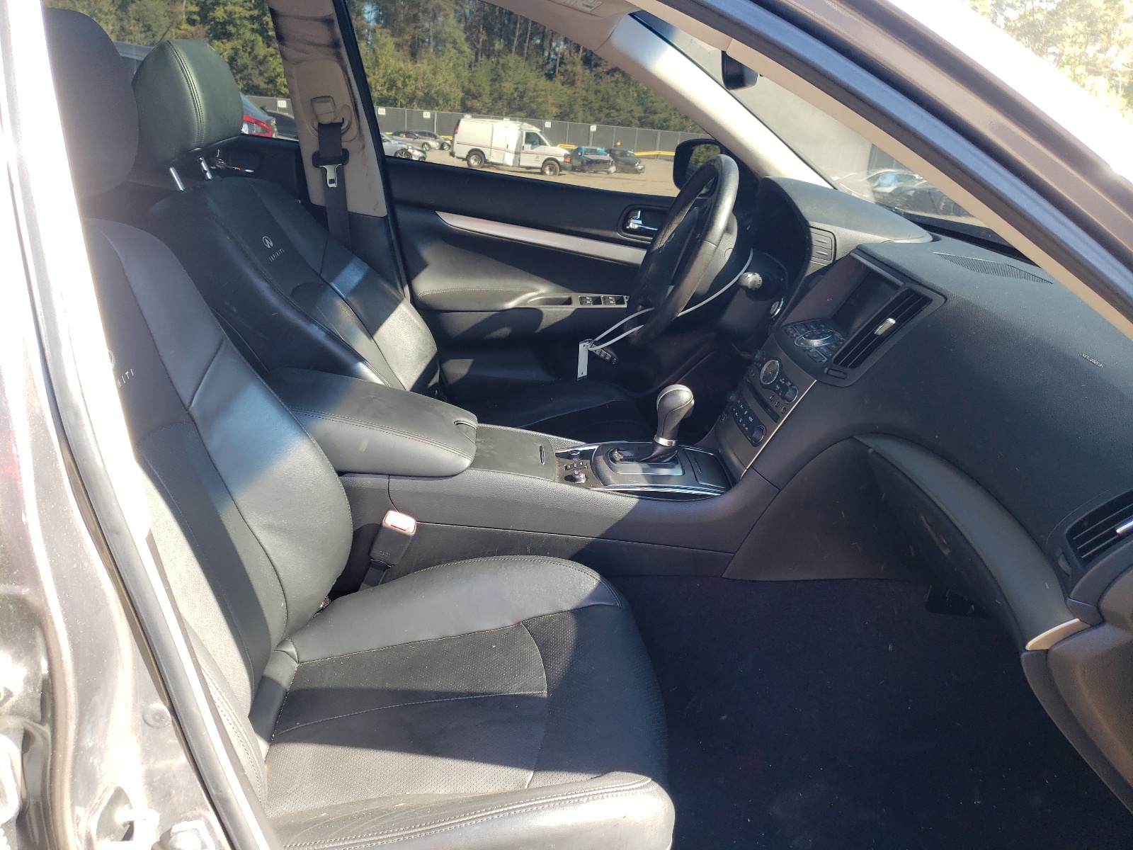 Photo 5 from auction – 2013 INFINITI G37 with VIN JN1CV6AR4DM761369