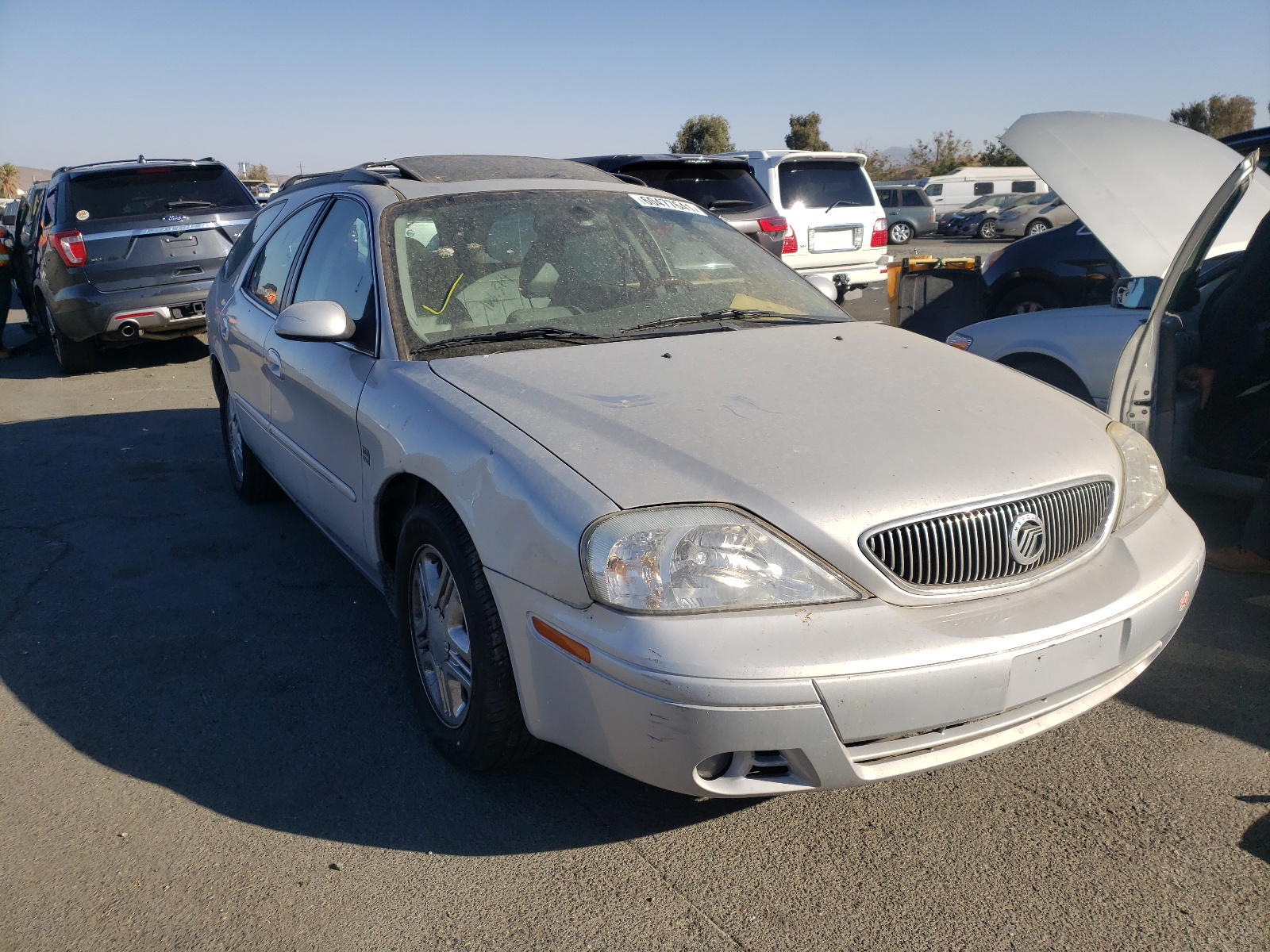 MERCURY SABLE LS P 2005 with VIN 1MEFM59S45A610452 - Photo from auction