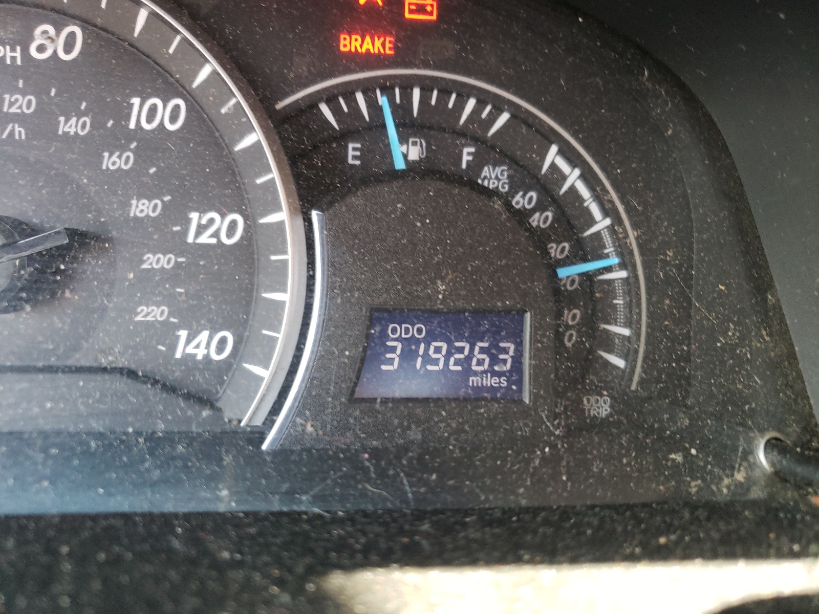 Photo 8 from auction – 2014 TOYOTA CAMRY L with VIN 4T4BF1FK5ER392500