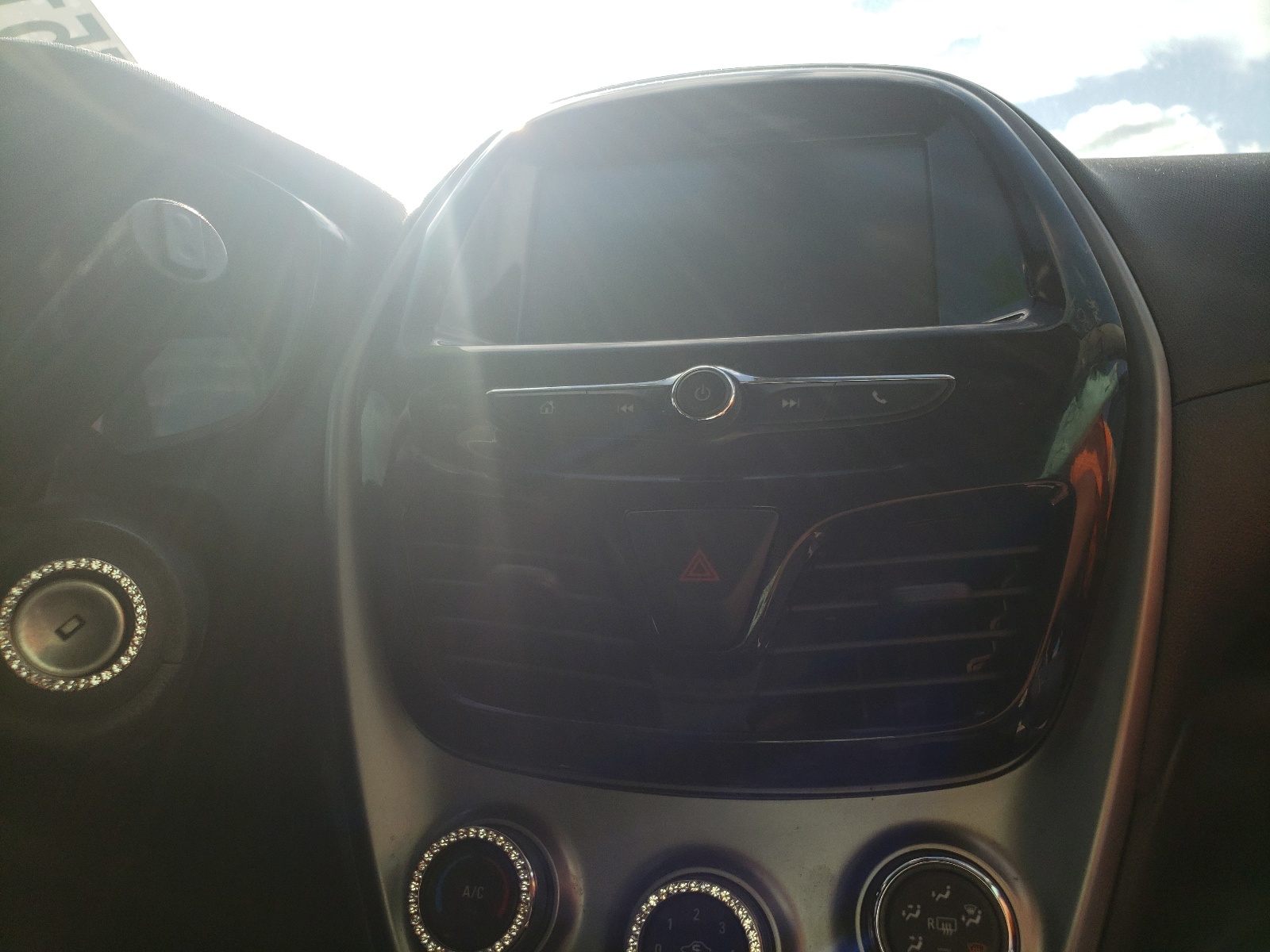 Фото 9 с аукциона – 2017 CHEVROLET SPARK LS с VIN KL8CB6SA1HC832269