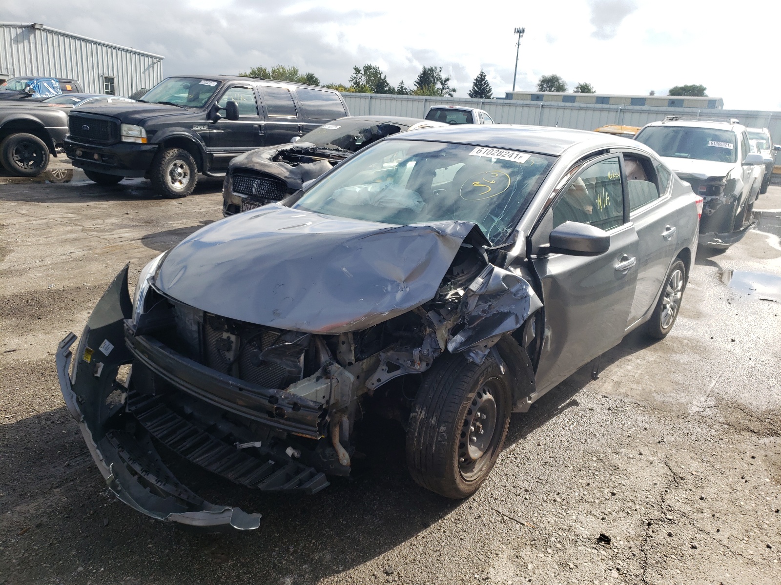 Photo 2 from auction – 2015 NISSAN SENTRA S with VIN 3N1AB7APXFL642937