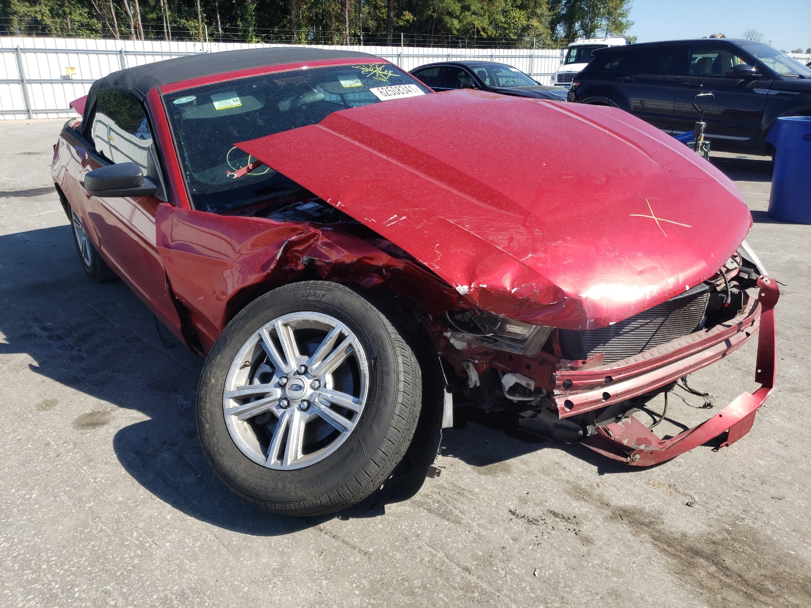 FORD MUSTANG 2011 with VIN 1ZVBP8EM3B5154154 - Photo from auction