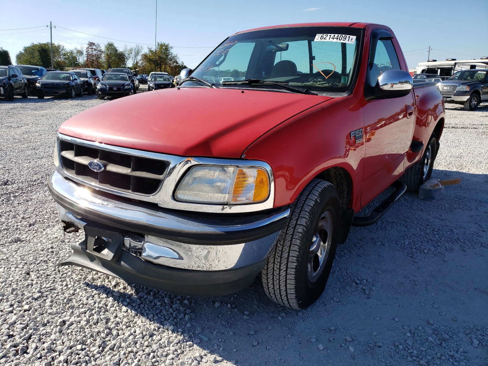 Photo 2 from auction – 1998 FORD F-150 with VIN 1FTRF07L3WKB08874