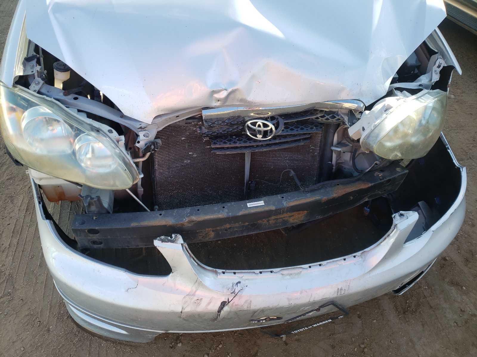 Photo 9 from auction – 2005 TOYOTA COROLLA with VIN 1NXBR32E45Z408456