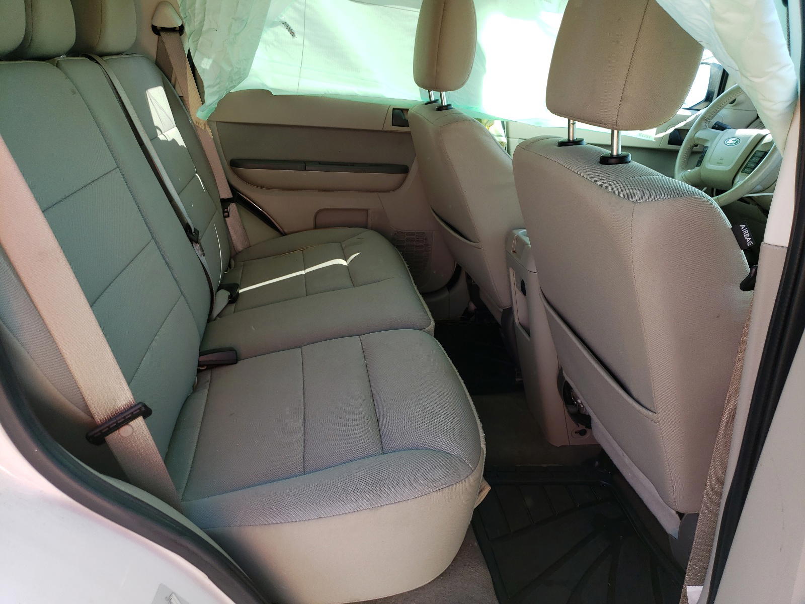 Photo 6 from auction – 2012 FORD ESCAPE XLT with VIN 1FMCU0DG1CKC76992
