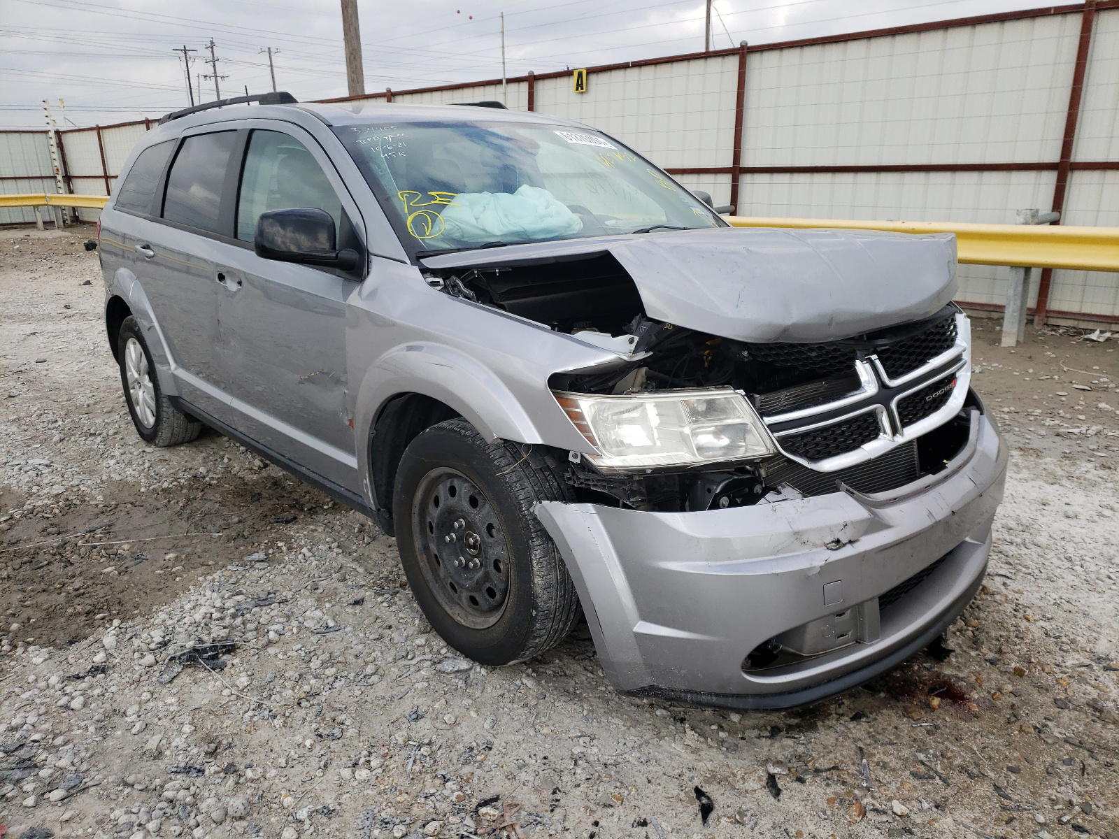DODGE JOURNEY SE 2018 with VIN 3C4PDCAB5JT427652 - Photo from auction