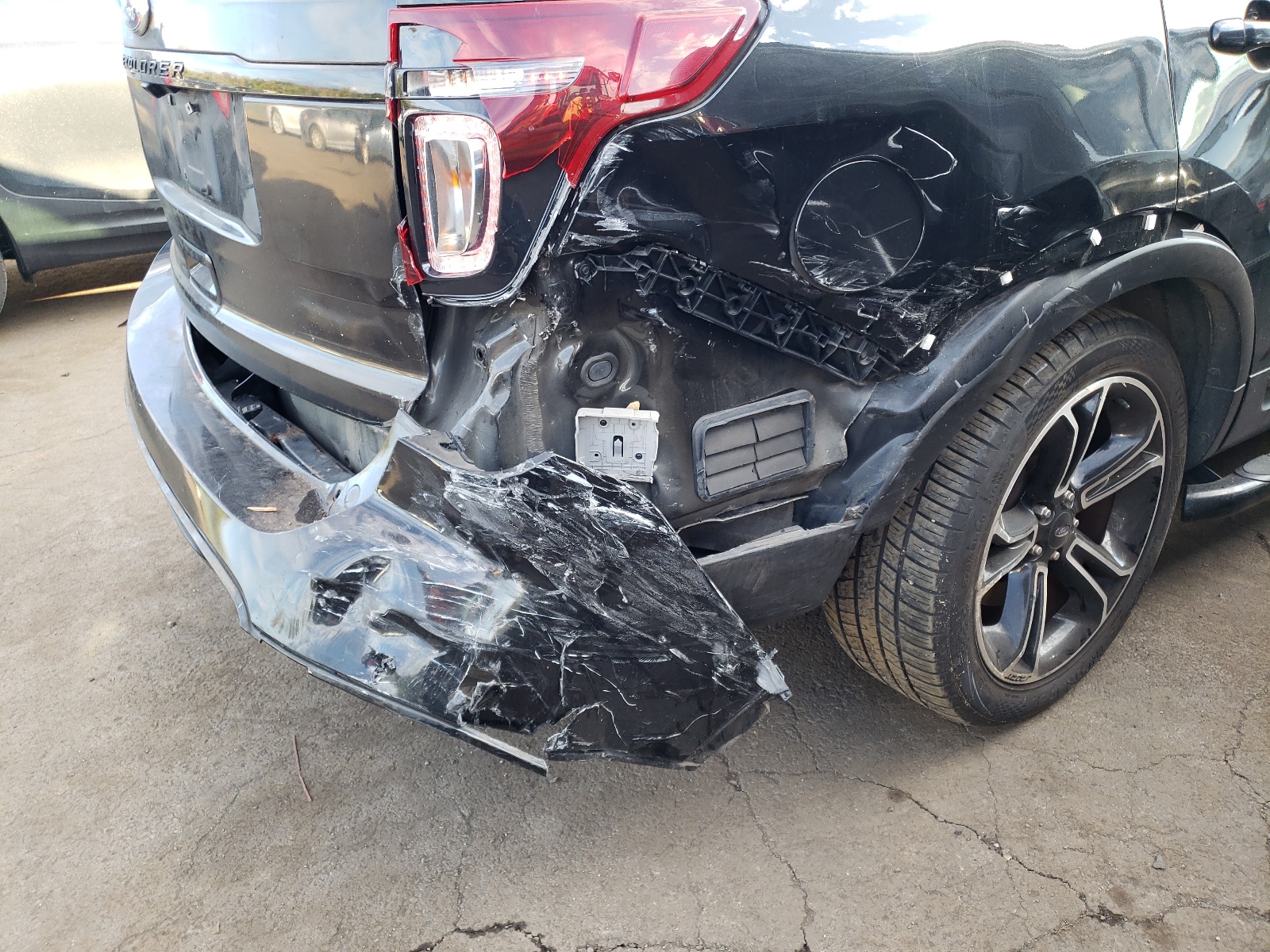 Photo 9 from auction – 2015 FORD EXPLORER S with VIN 1FM5K8GT0FGC55757