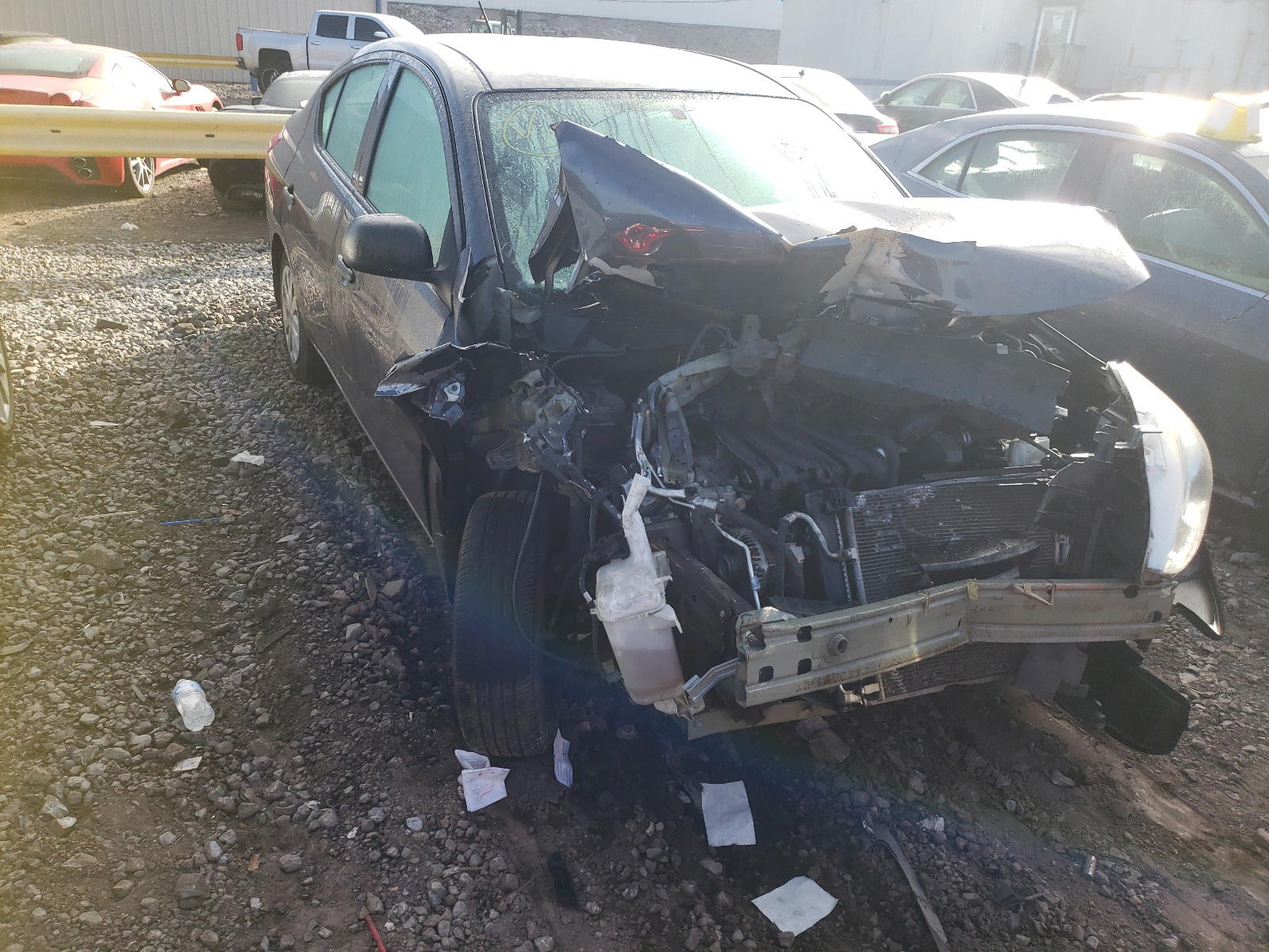 NISSAN VERSA S 2015 with VIN 3N1CN7AP4FL833737 - Photo from auction