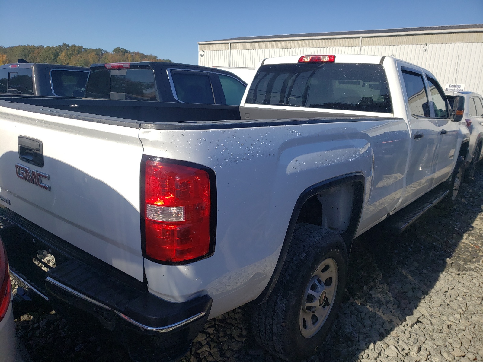 Photo 4 from auction – 2017 GMC SIERRA K25 with VIN 1GT12REG1HF105065