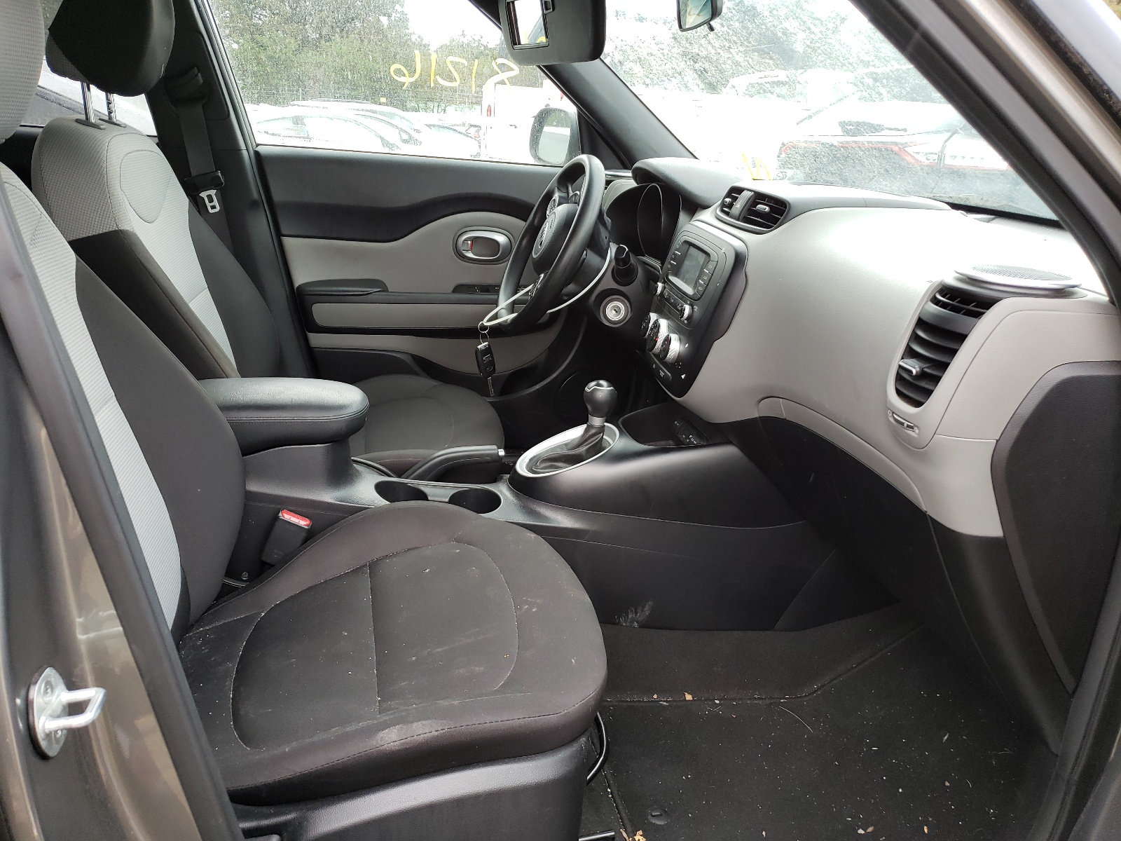 Zdjęcie 5 z aukcji – 2016 KIA SOUL z VIN KNDJN2A21G7255176