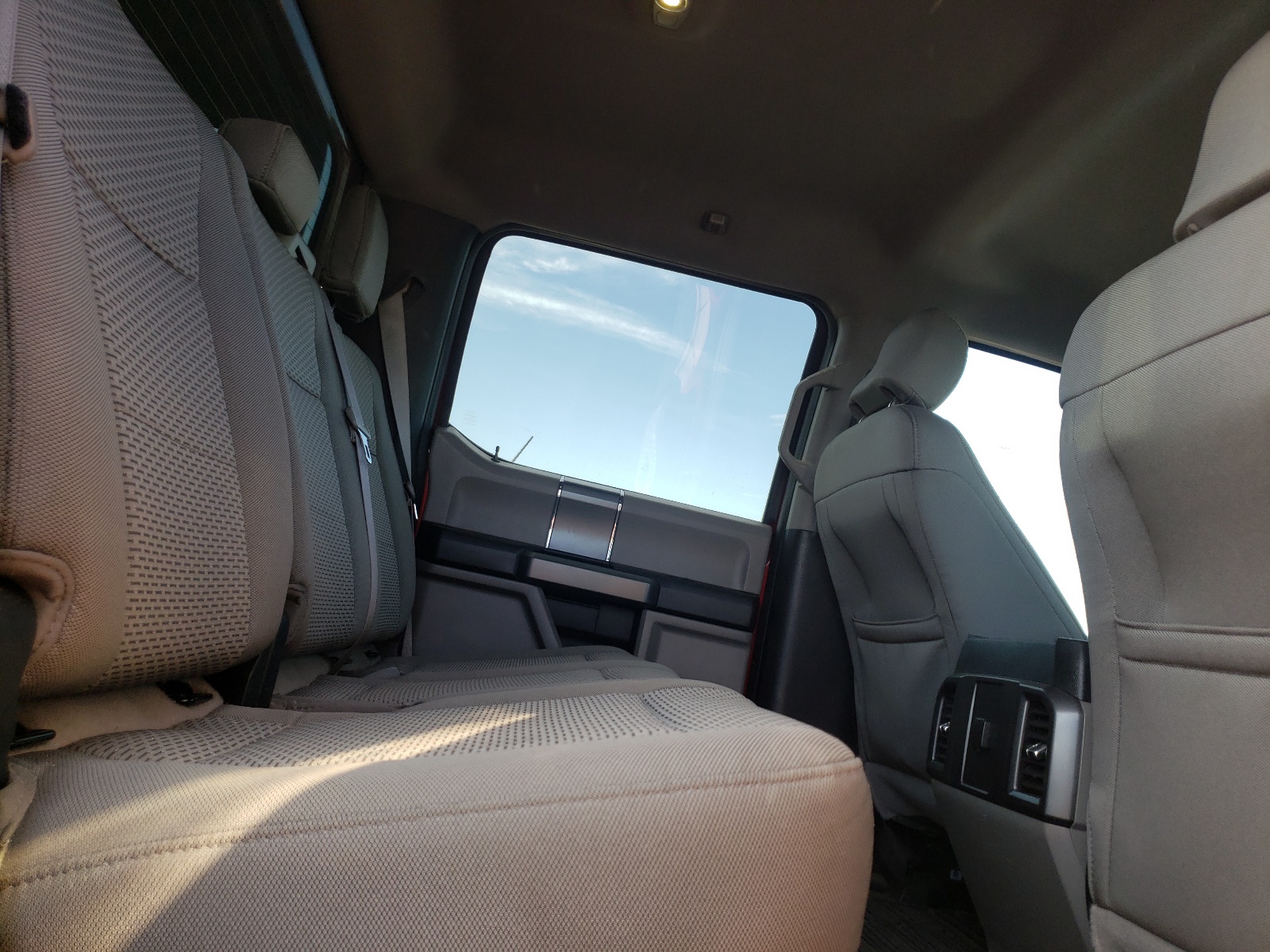 Photo 6 from auction – 2016 FORD F150 SUPER with VIN 1FTFW1EG8GKD33405