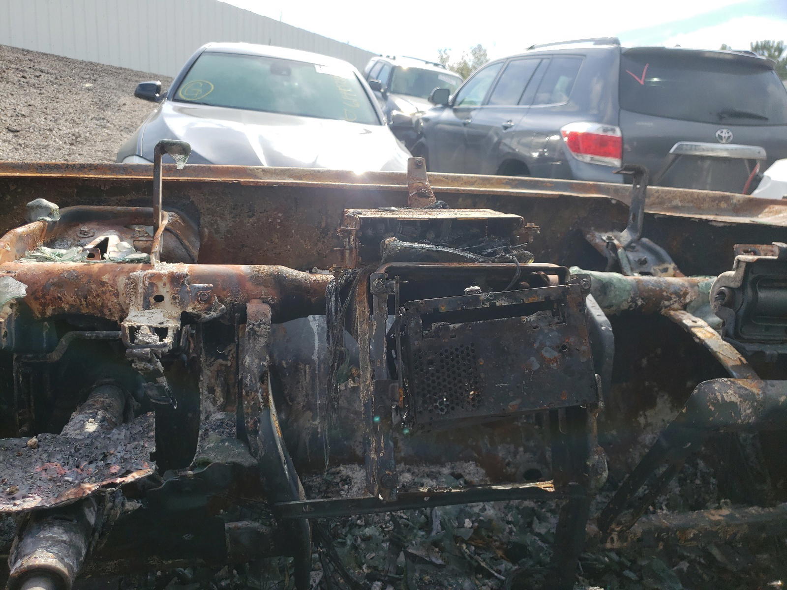Photo 9 from auction – 2011 FORD F150 SUPER with VIN 1FTFW1CF6BKD55342