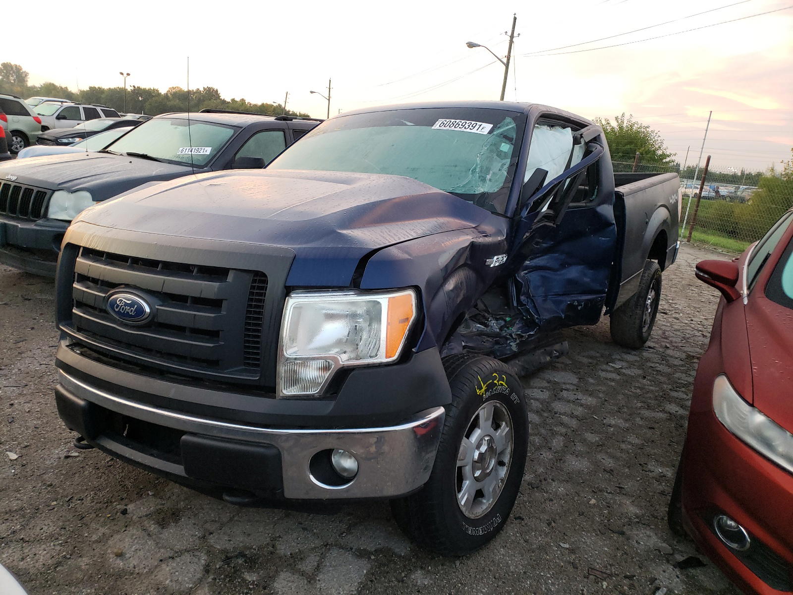 Photo 2 from auction – 2012 FORD F150 SUPER with VIN 1FTFX1EF1CFA19246