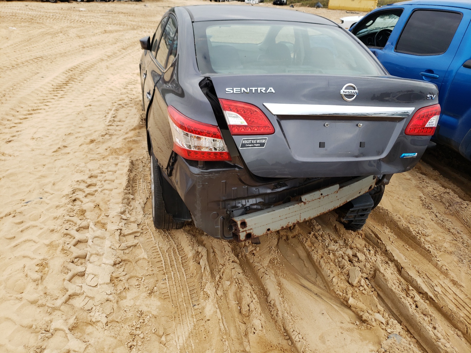 Photo 3 from auction – 2014 NISSAN SENTRA with VIN 3N1AB7AP7EY325831