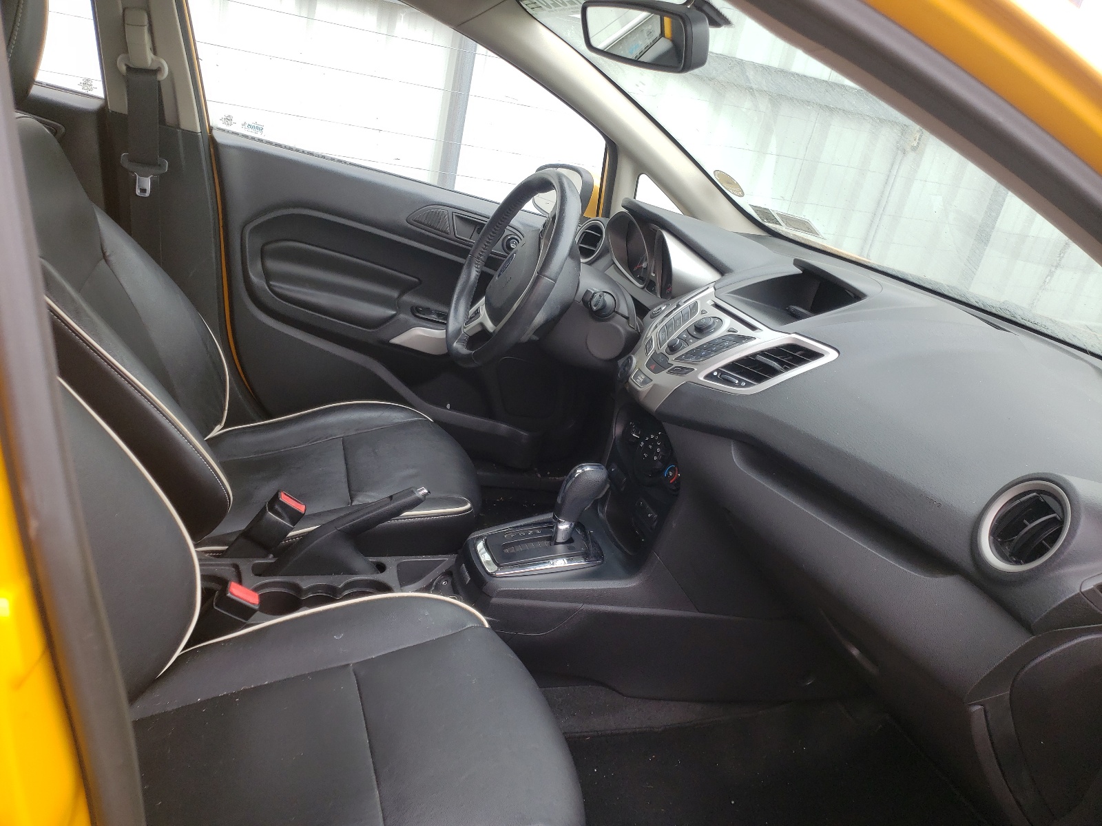 Photo 5 from auction – 2011 FORD FIESTA SES with VIN 3FADP4FJ2BM231492
