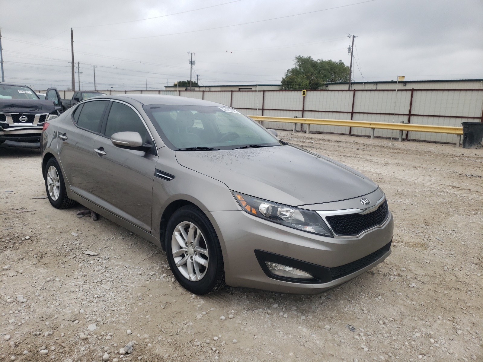 KIA OPTIMA LX 2013 with VIN 5XXGM4A78DG258681 - Photo from auction