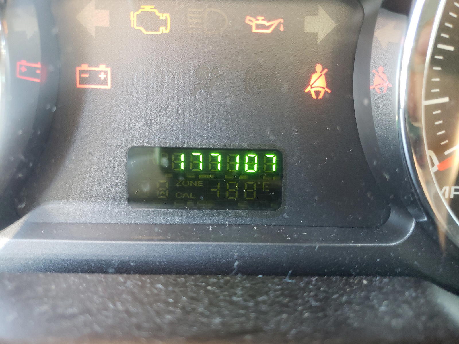 Photo 8 from auction – 2007 FORD EDGE SE with VIN 2FMDK46C37BA62985