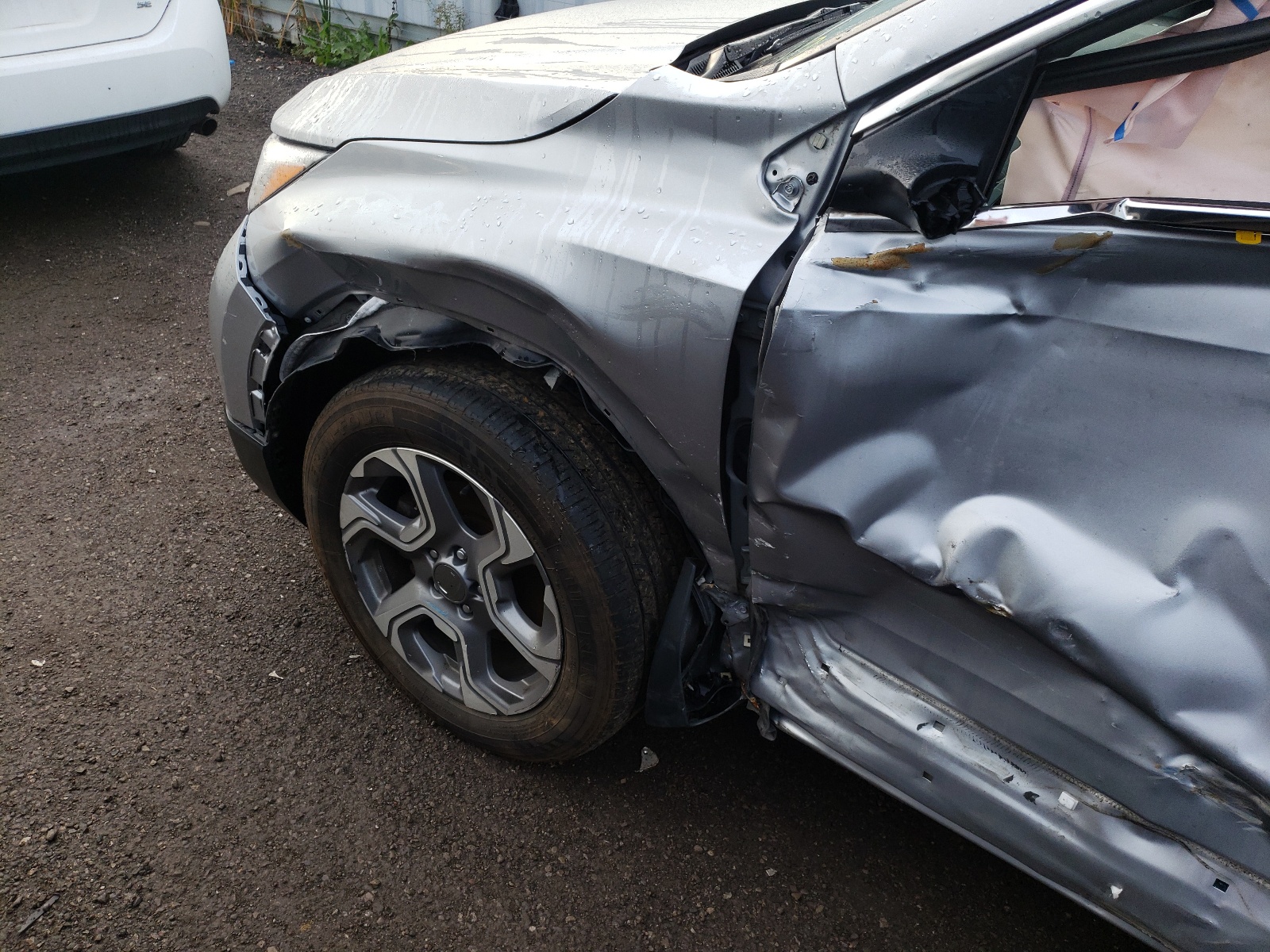 Photo 10 from auction – 2018 HONDA CR-V EX with VIN 2HKRW2H50JH125652