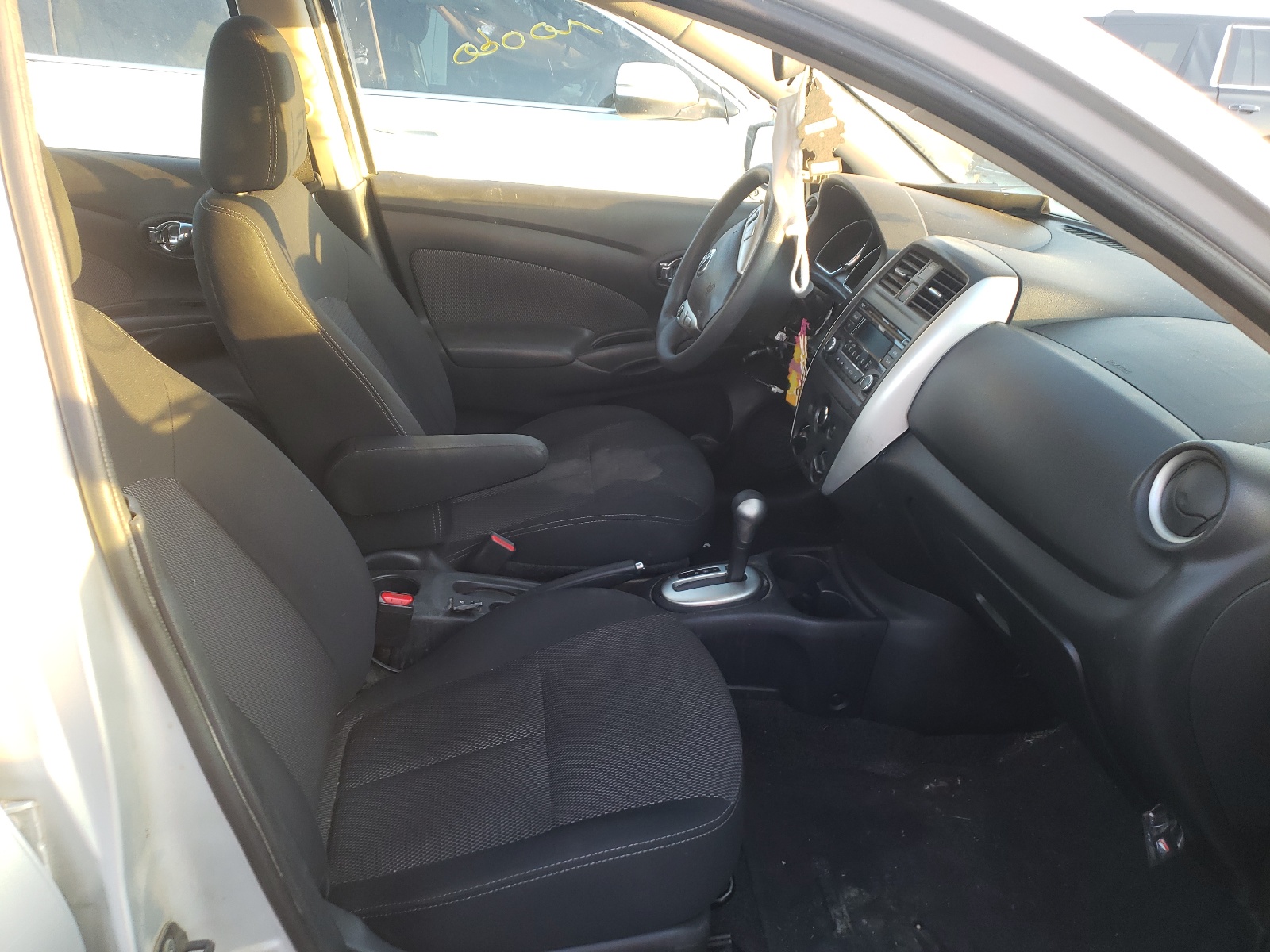Photo 5 from auction – 2015 NISSAN VERSA S with VIN 3N1CN7AP9FL842370