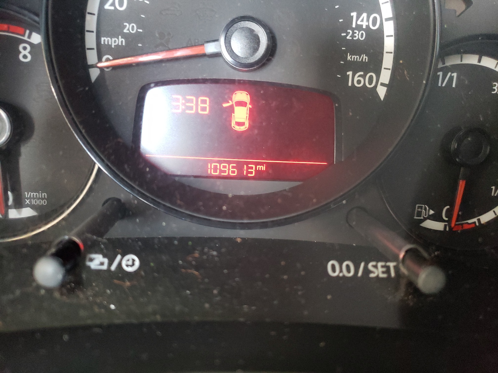 Photo 8 from auction – 2014 VOLKSWAGEN BEETLE with VIN 3VWFP7AT1EM624561