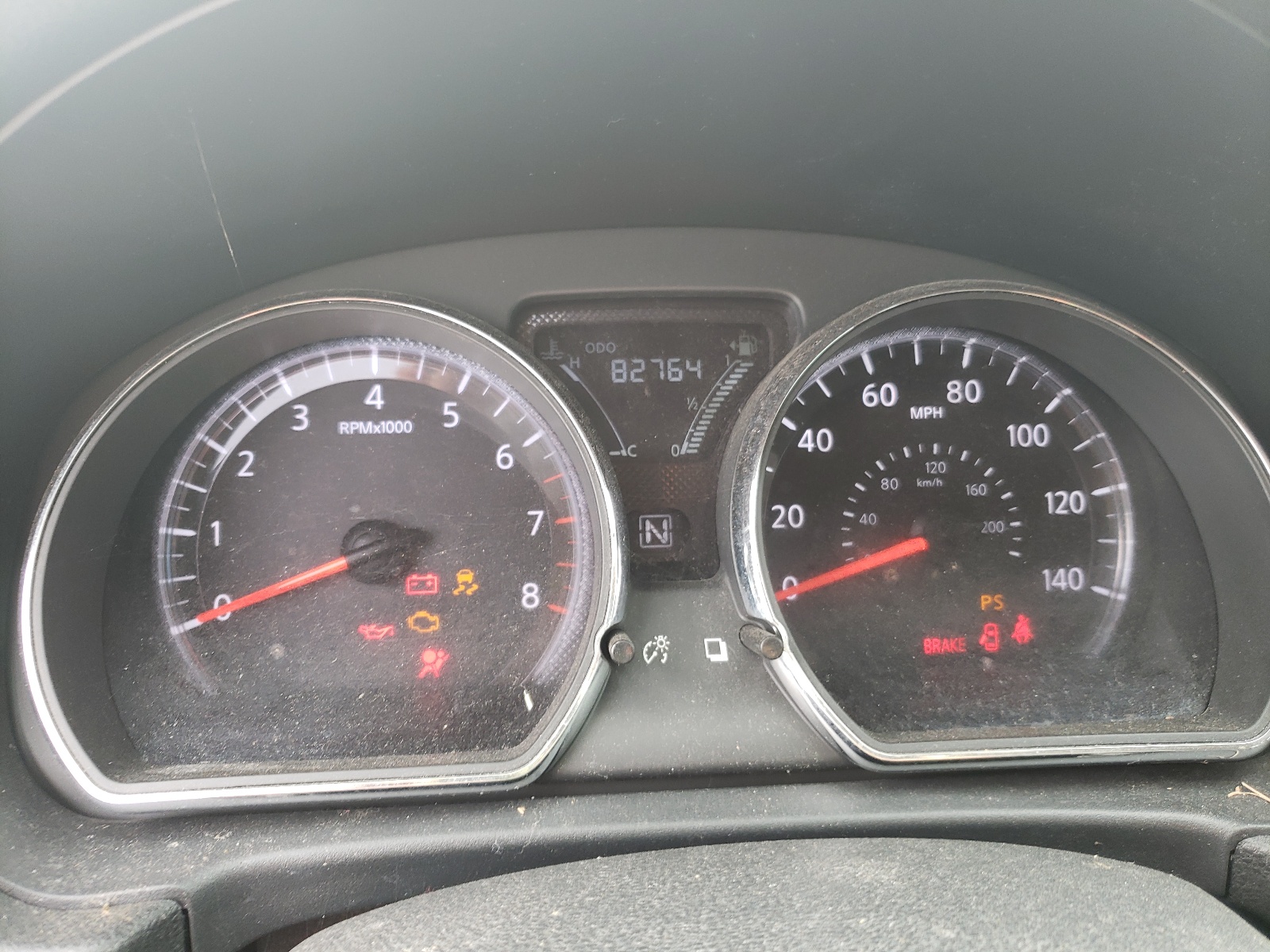 Zdjęcie 8 z aukcji – 2016 NISSAN VERSA S z VIN 3N1CN7AP8GL856455