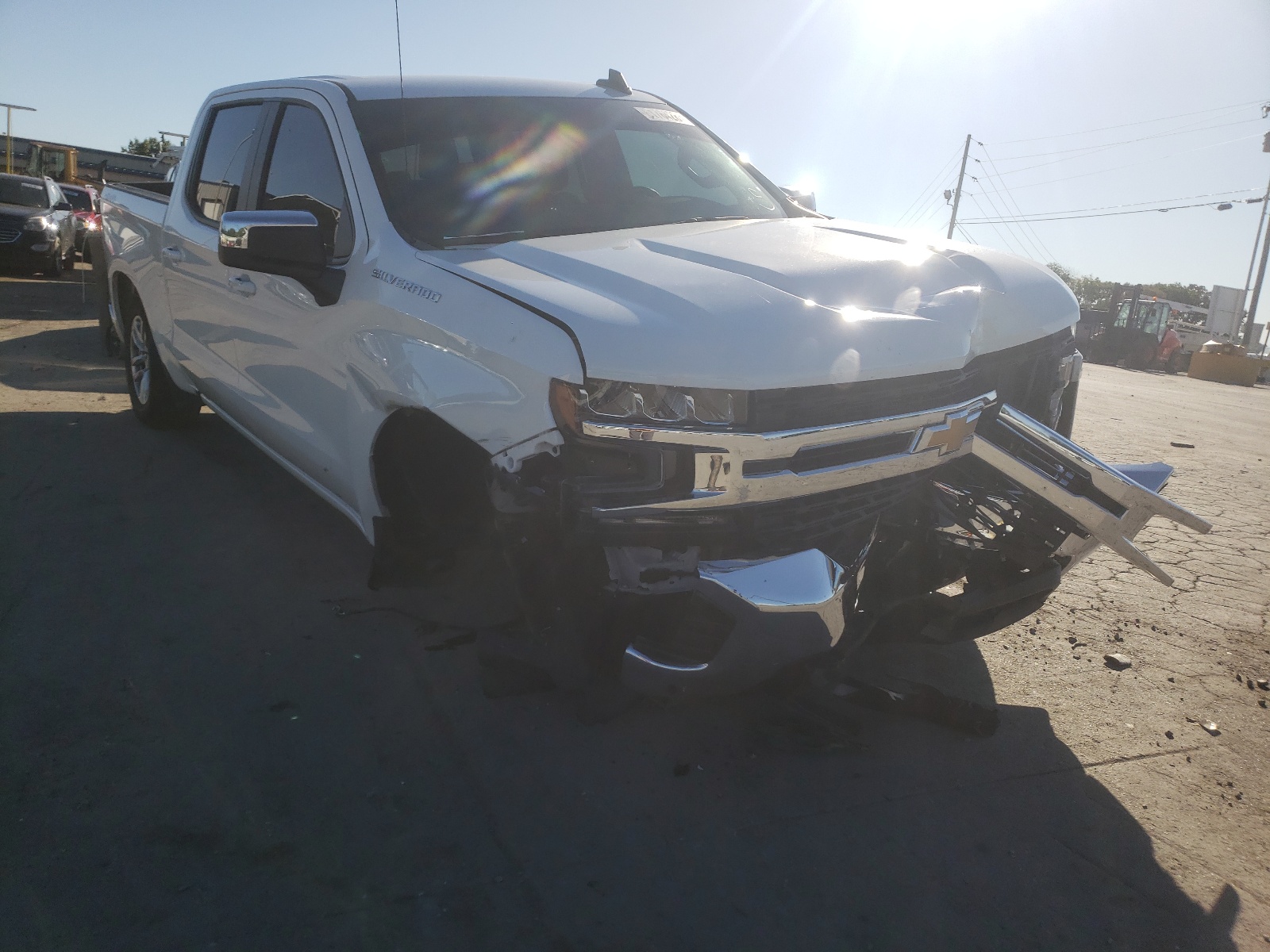 Photo 1 from auction – 2021 CHEVROLET SILVERADO with VIN 1GCUYDED3MZ330102