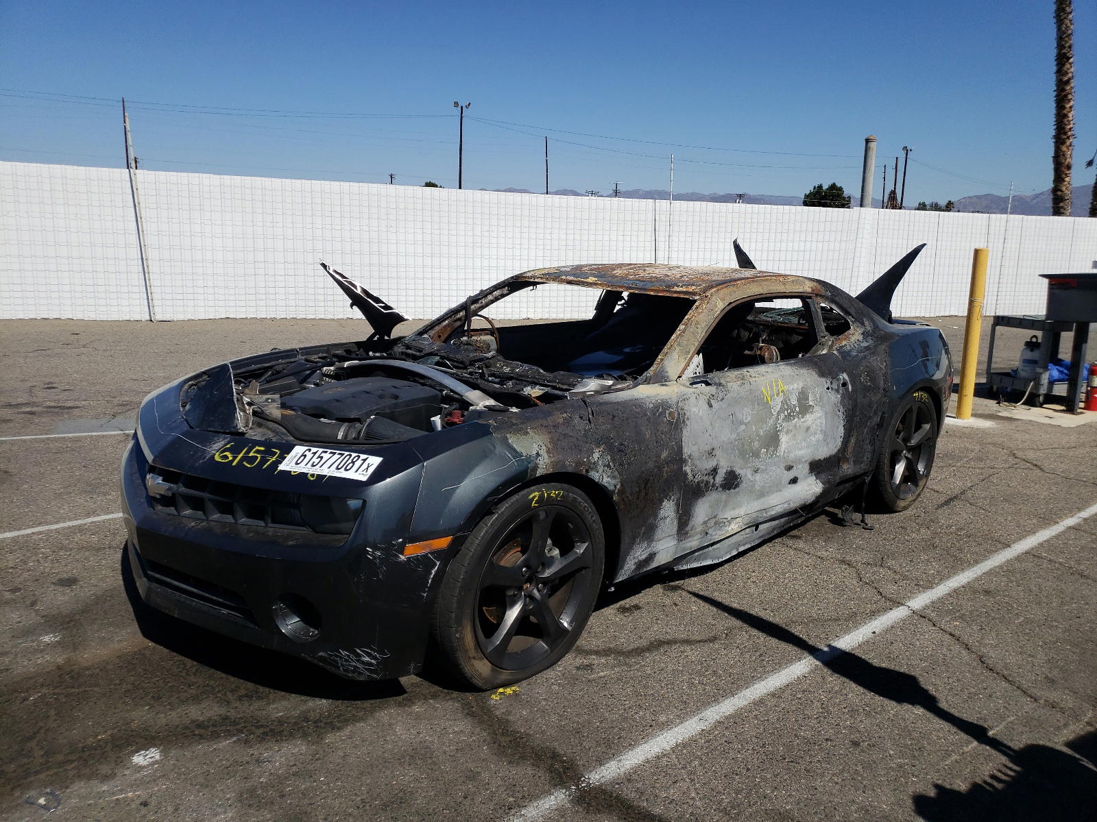 Photo 12 from auction – 2012 CHEVROLET CAMARO LS with VIN 2G1FE1E34C9172734