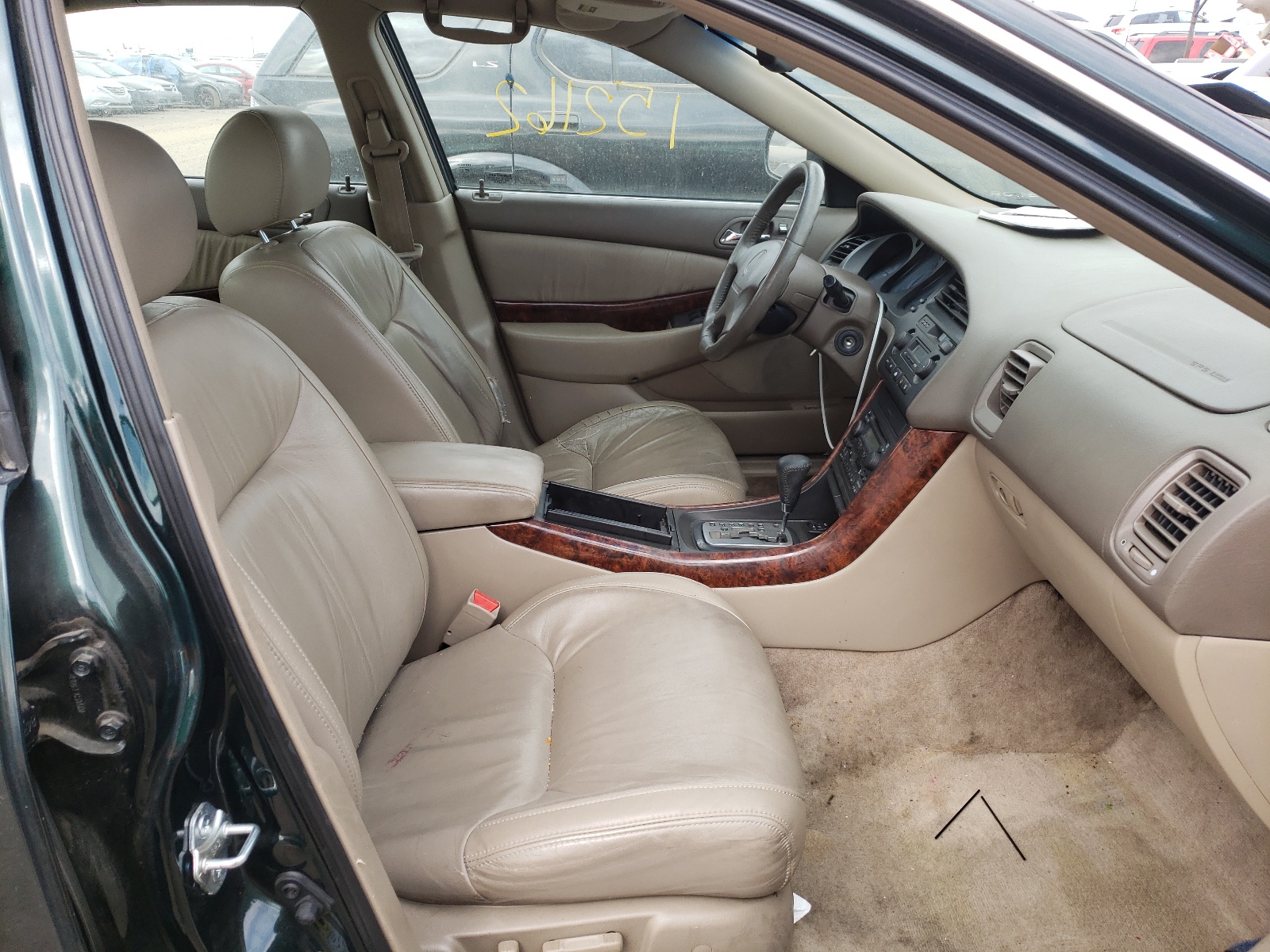 Photo 5 from auction – 2000 ACURA 3.2TL with VIN 19UUA566XYA066098