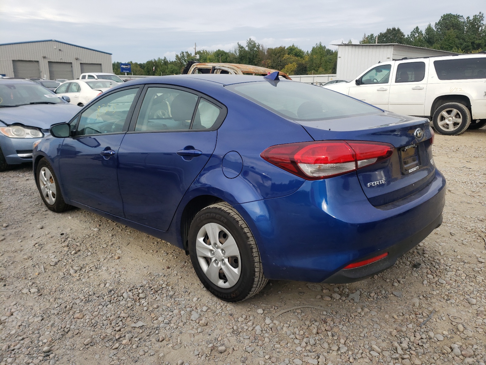 Photo 3 from auction – 2018 KIA FORTE LX with VIN 3KPFK4A71JE167726