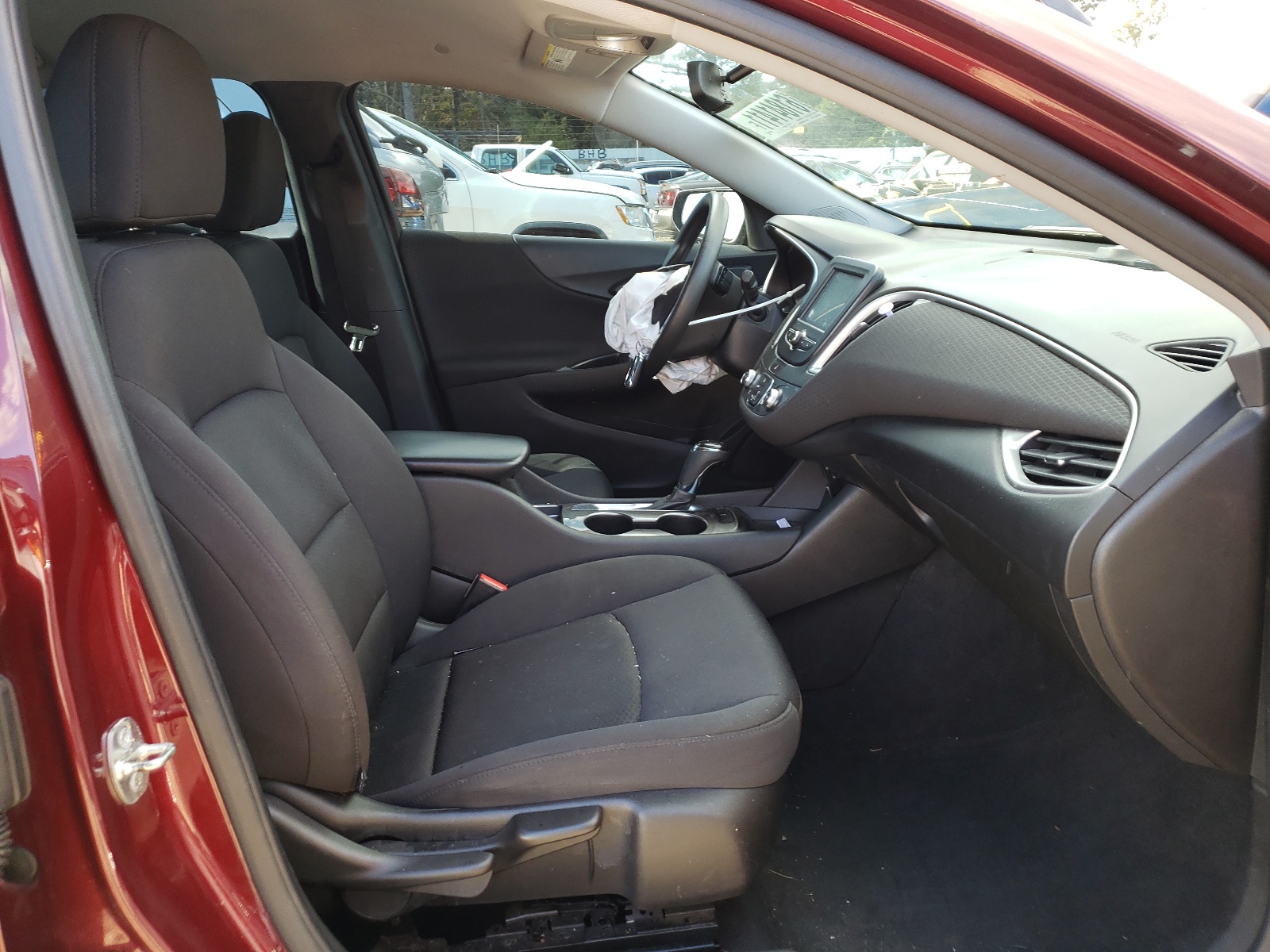 Photo 5 from auction – 2016 CHEVROLET MALIBU LS with VIN 1G1ZB5ST3GF277344
