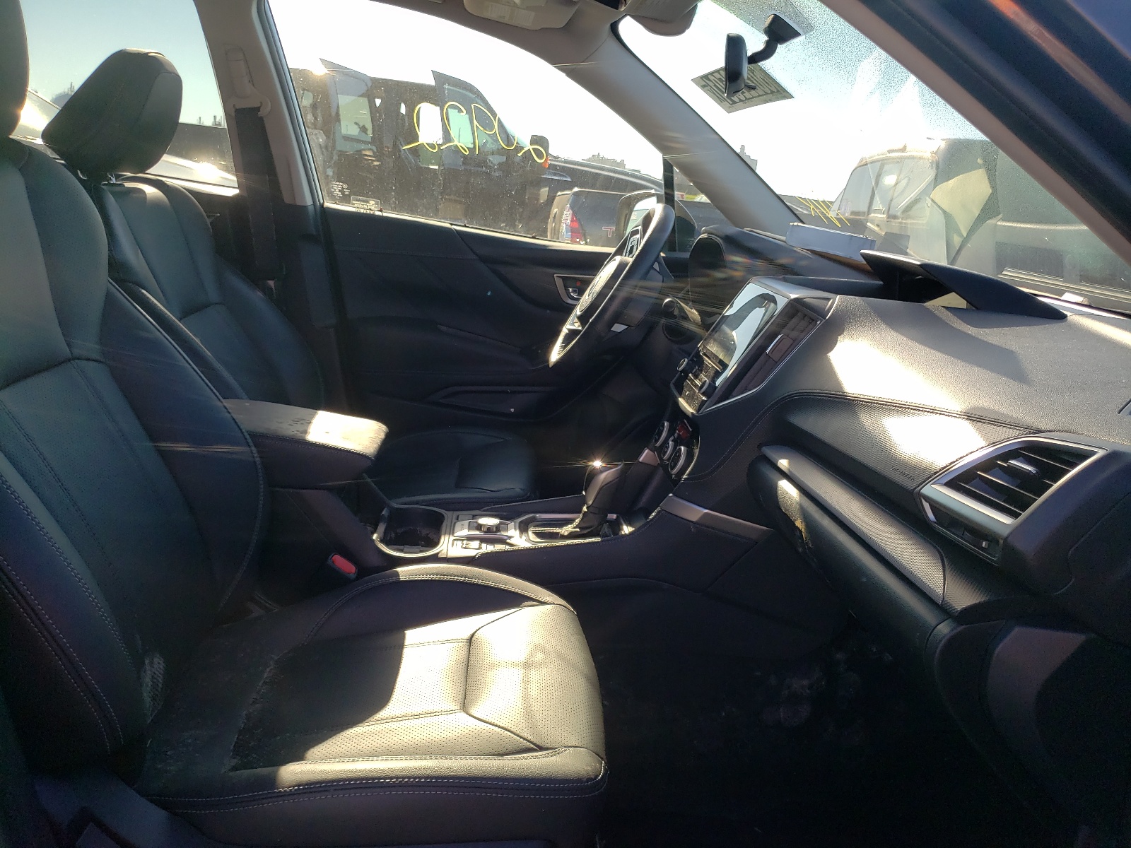 Photo 5 from auction – 2020 SUBARU FORESTER L with VIN JF2SKAUC8LH519852