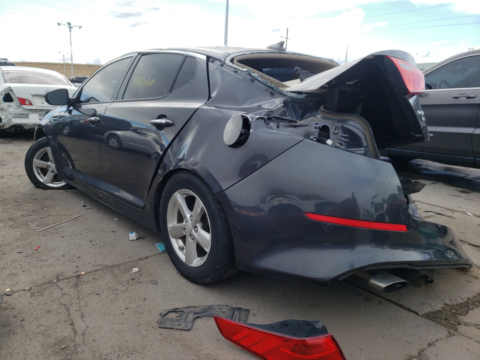 Photo 3 from auction – 2015 KIA OPTIMA LX with VIN 5XXGM4A71FG468428