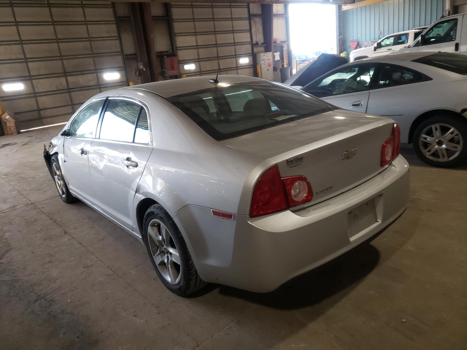 Photo 3 from auction – 2011 CHEVROLET MALIBU LS with VIN 1G1ZB5E16BF164264