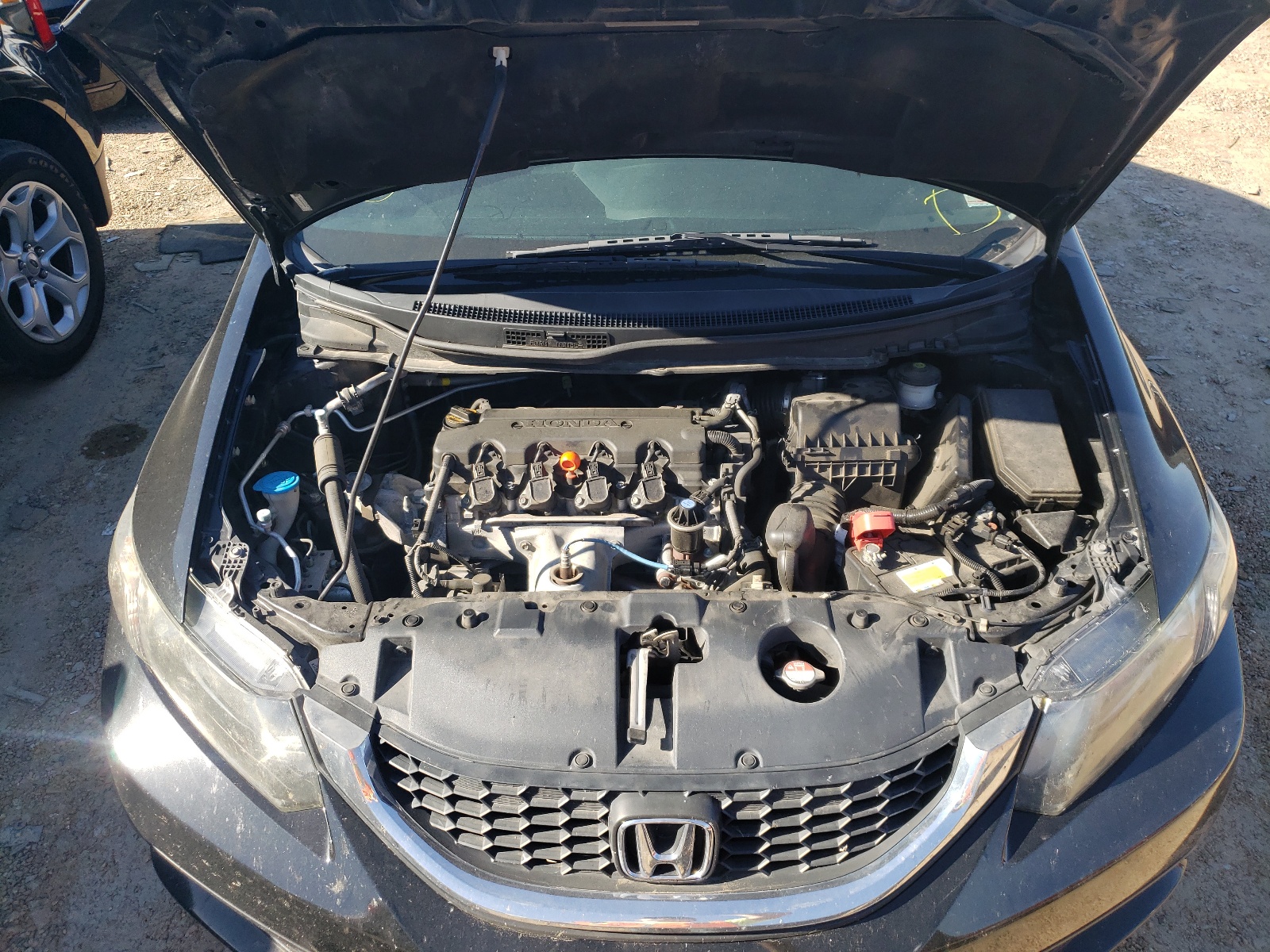 Photo 7 from auction – 2013 HONDA CIVIC LX with VIN 19XFB2F51DE072874