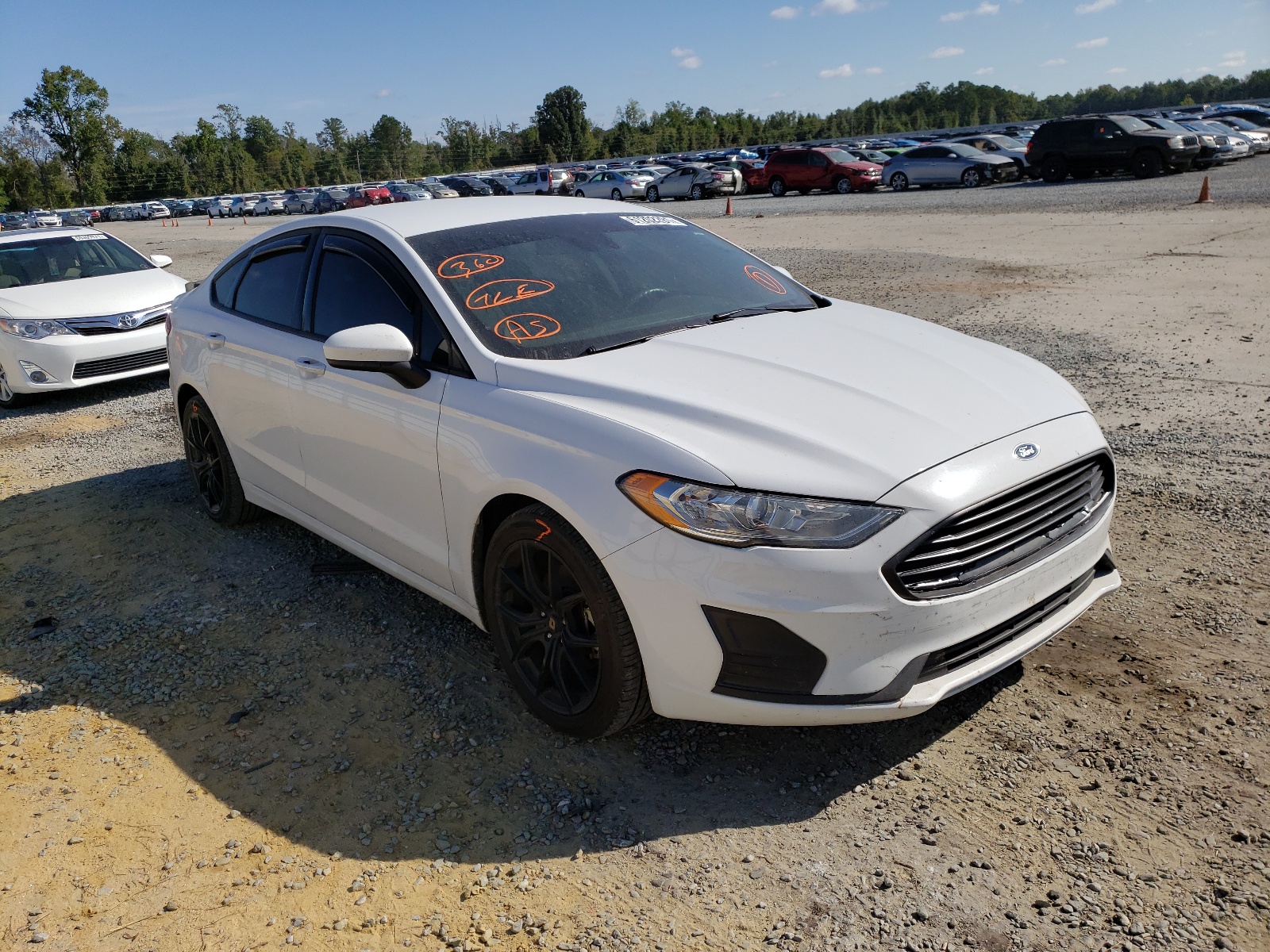Photo 1 from auction – 2019 FORD FUSION SE with VIN 3FA6P0HD5KR245981