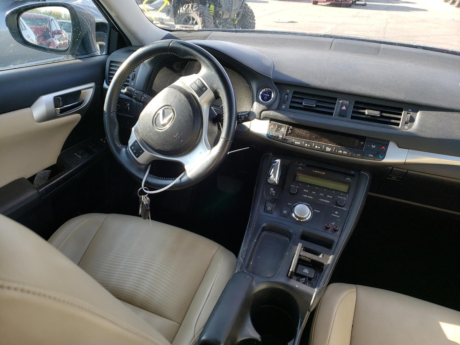 Photo 9 from auction – 2013 LEXUS CT 200 with VIN JTHKD5BHXD2124279