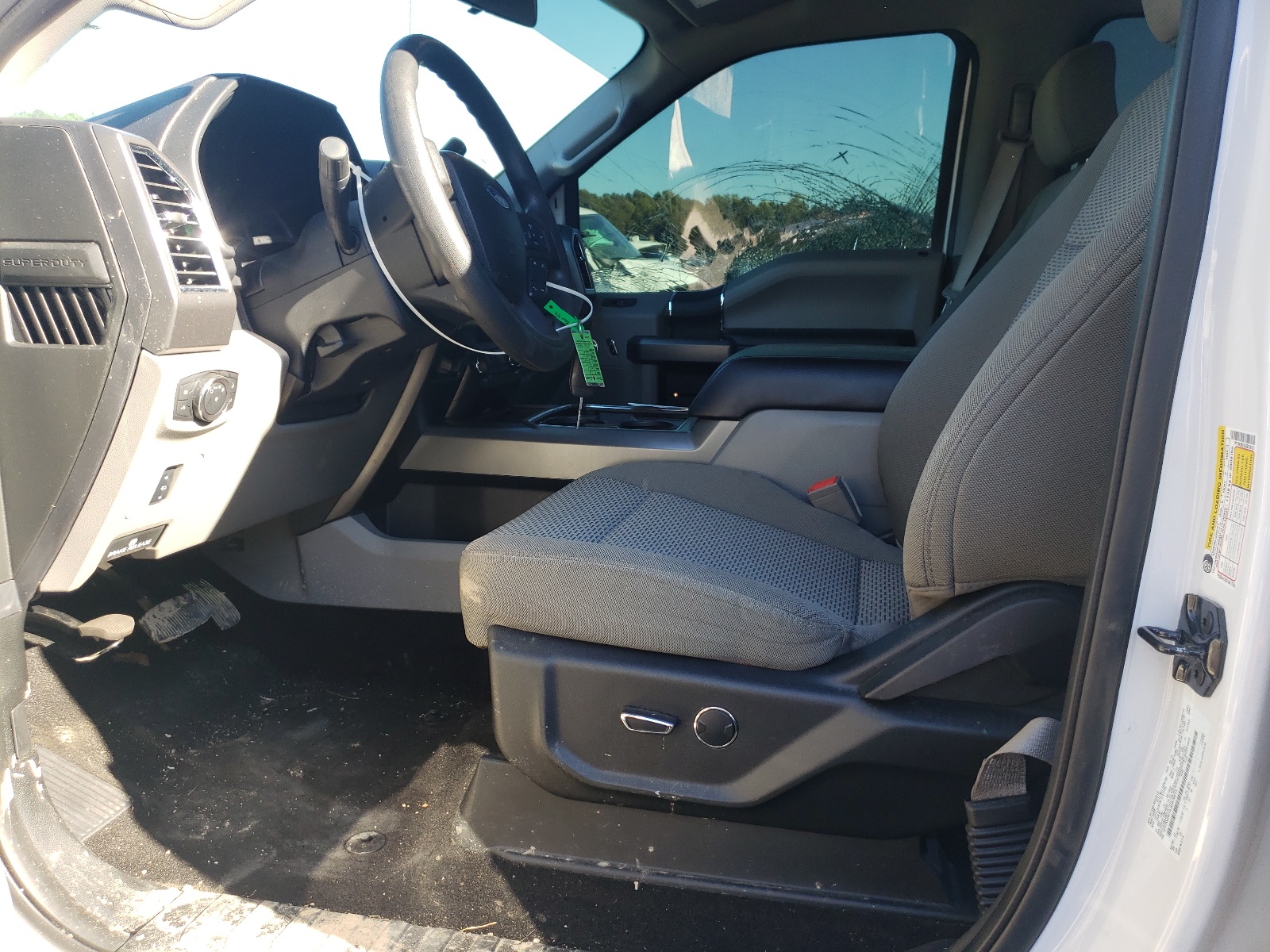 Photo 5 from auction – 2018 FORD F250 SUPER with VIN 1FT7W2BT8JEB70613